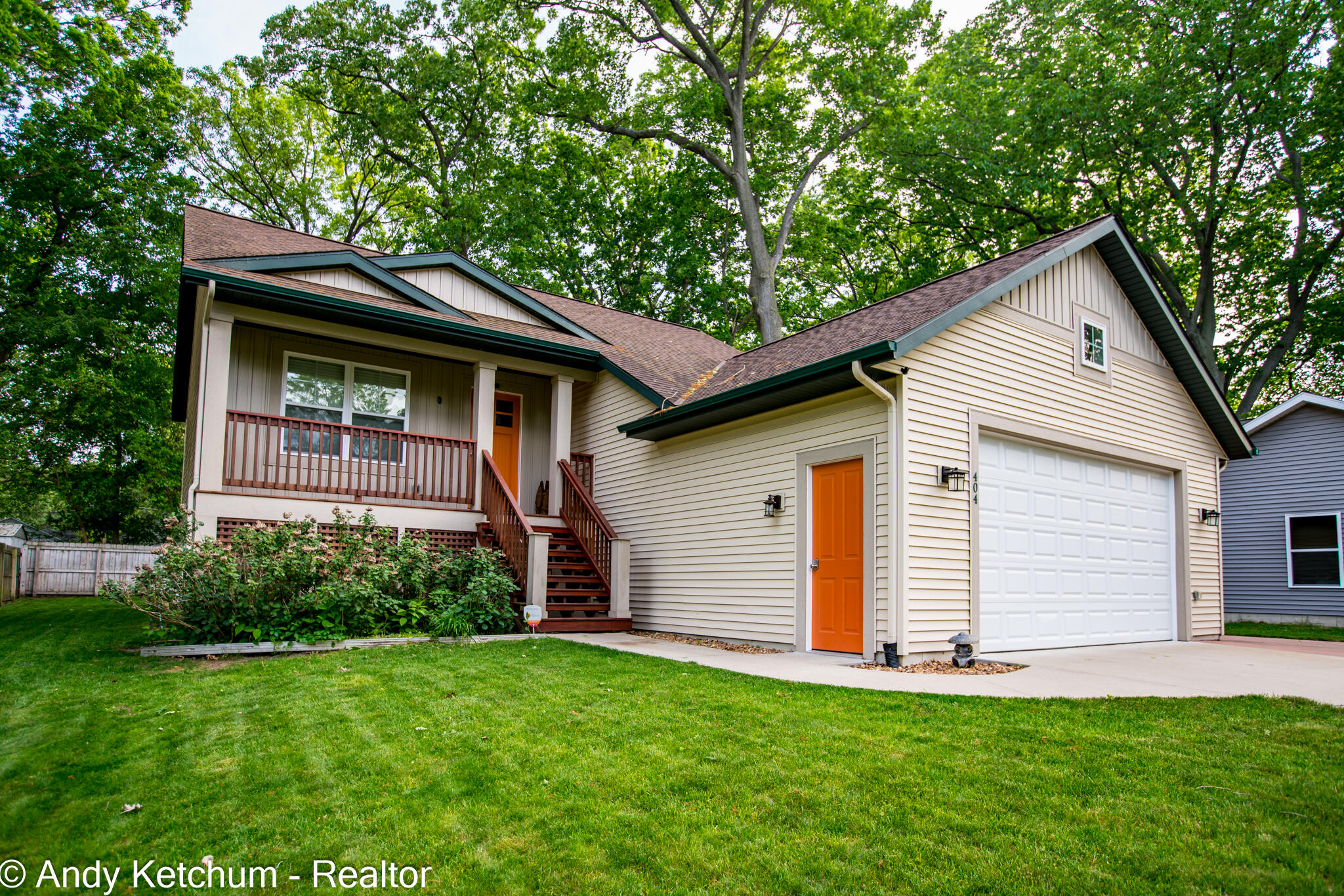 404 3rd Avenue Holland MI 49424