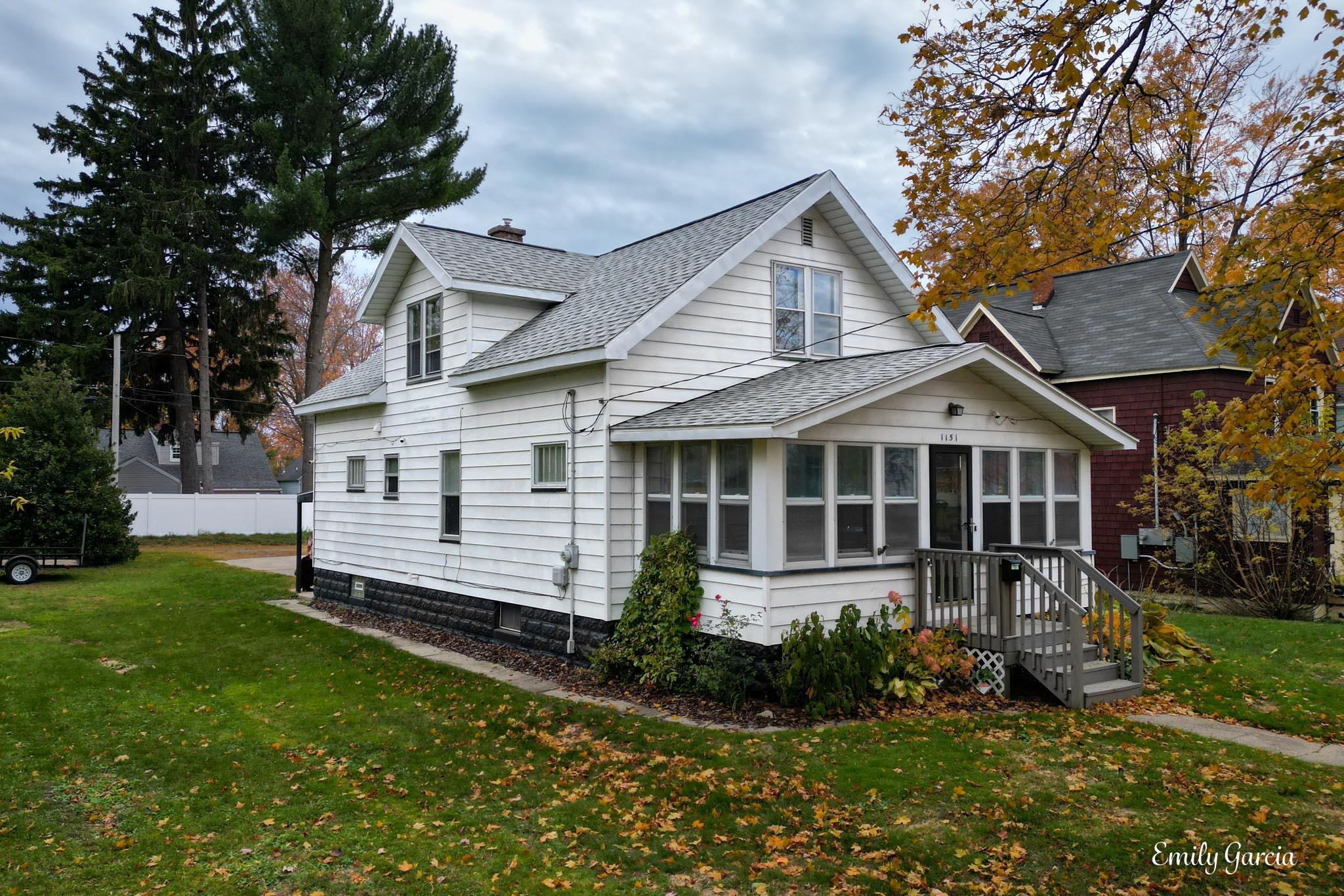 1151 W Dale Avenue Muskegon MI 49441