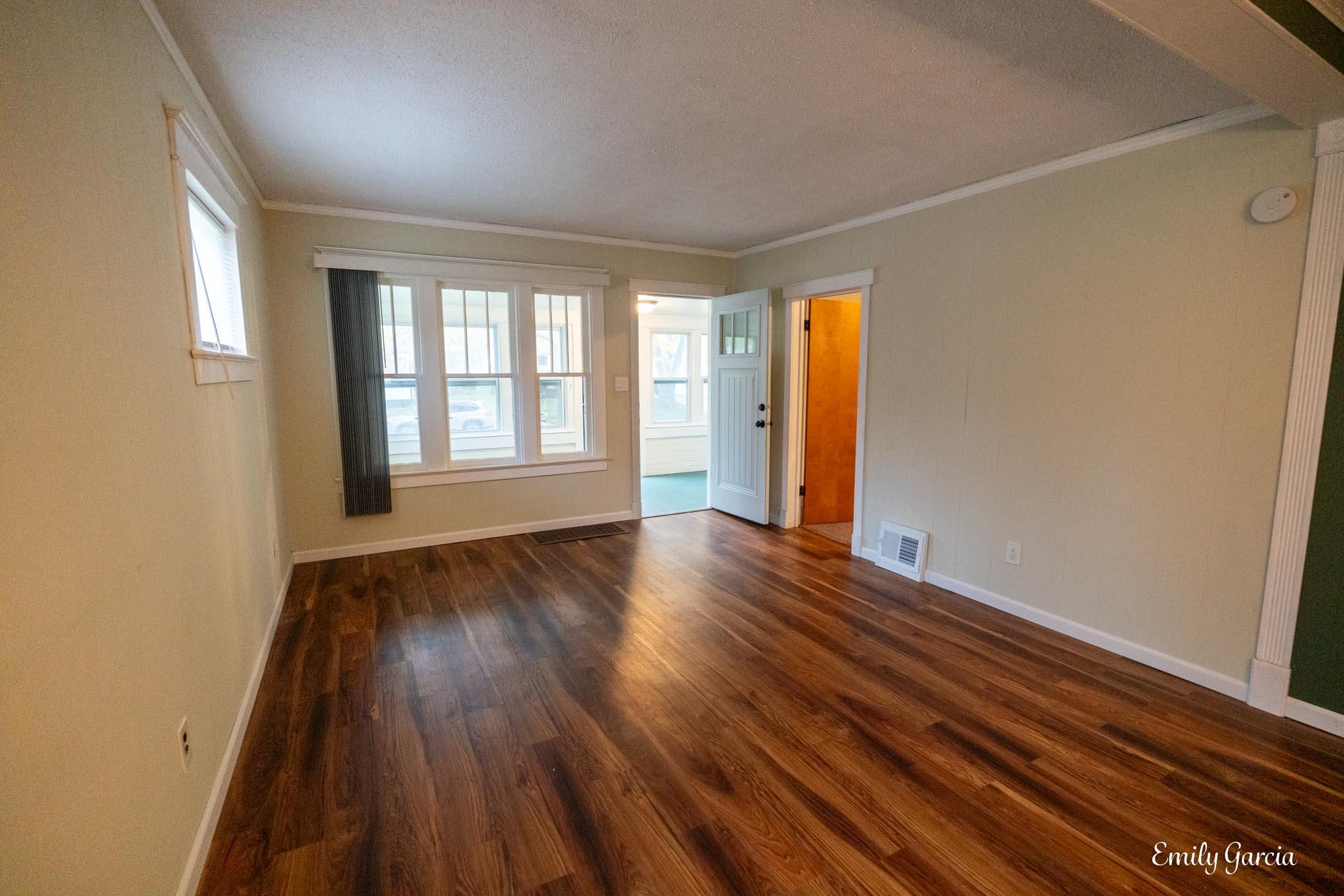 1151 W Dale Avenue Muskegon MI 49441