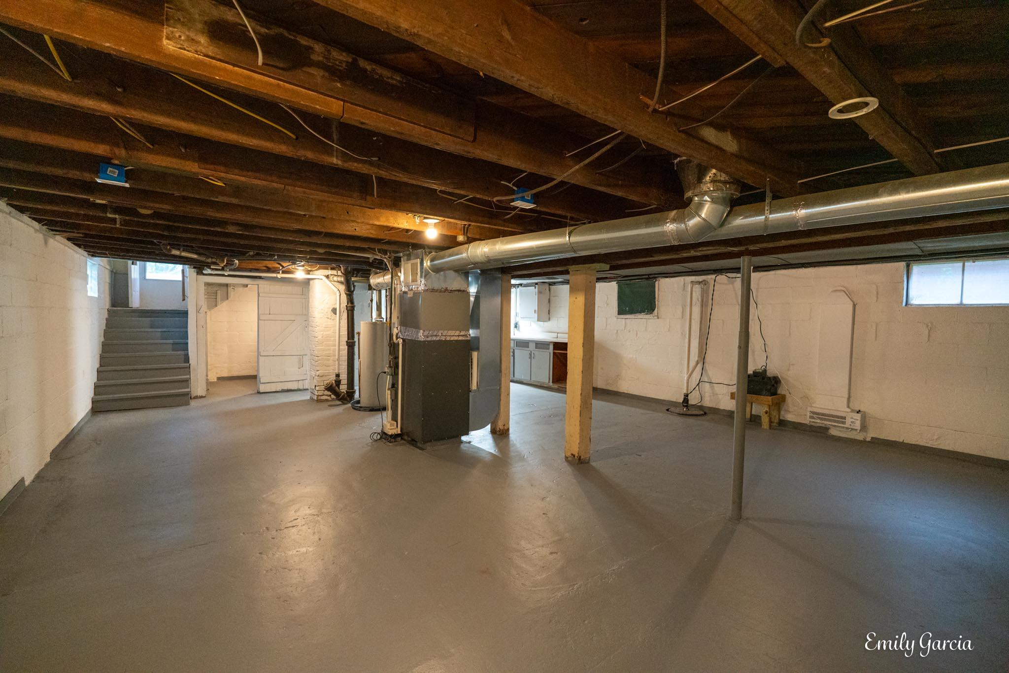 1151 W Dale Avenue Muskegon MI 49441