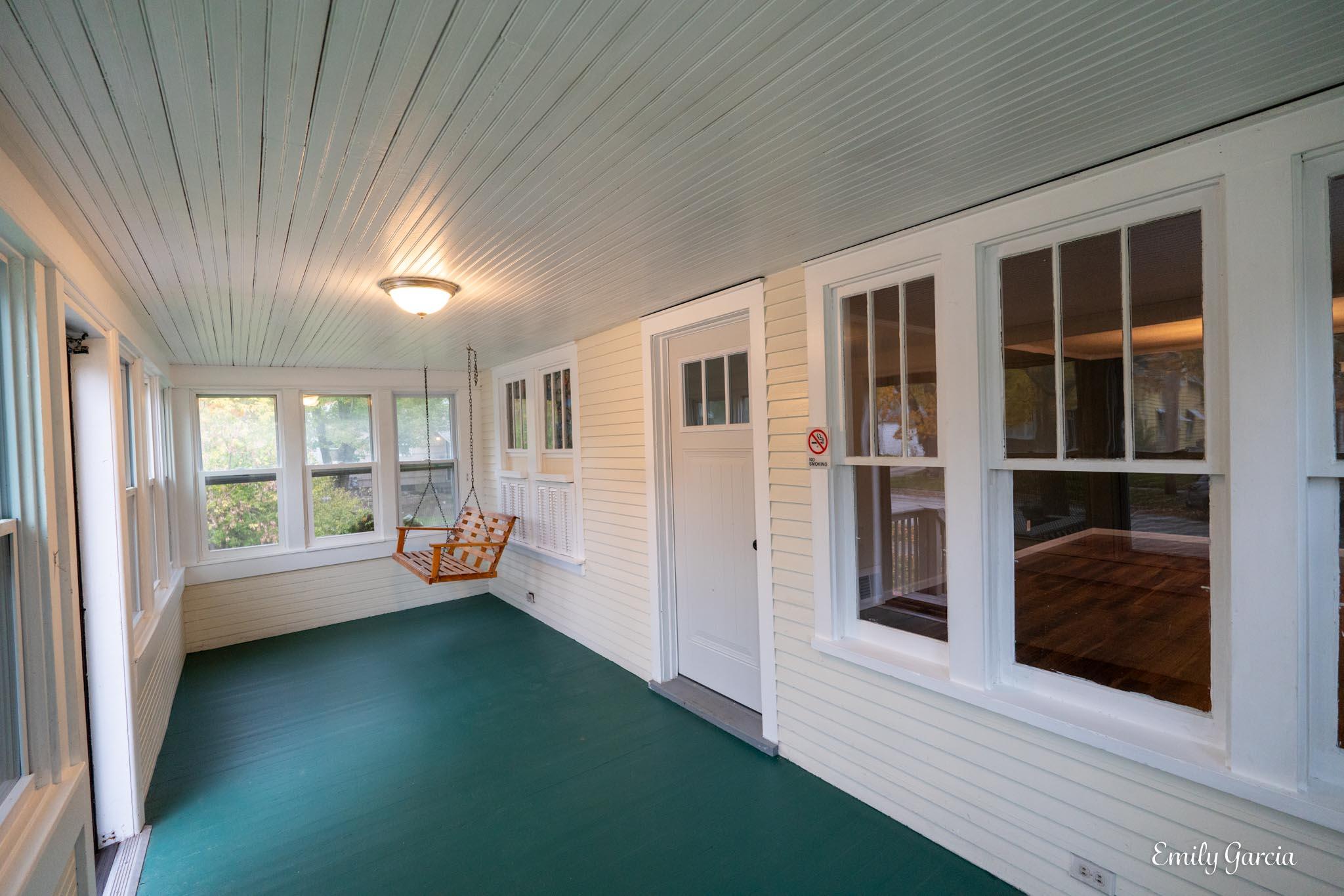 1151 W Dale Avenue Muskegon MI 49441