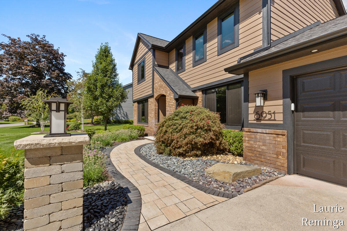 6951 Tripoli Street SE Grand Rapids MI 49546