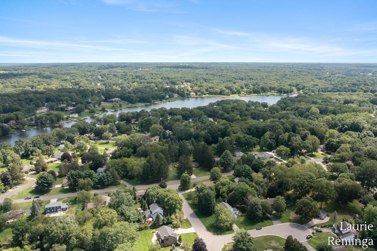 6951 Tripoli Street SE Grand Rapids MI 49546