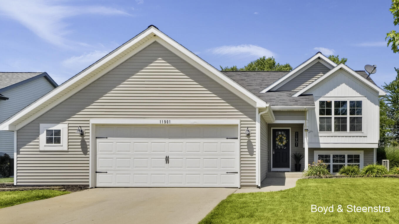 11901 Hickoryrow Drive Holland MI 49424