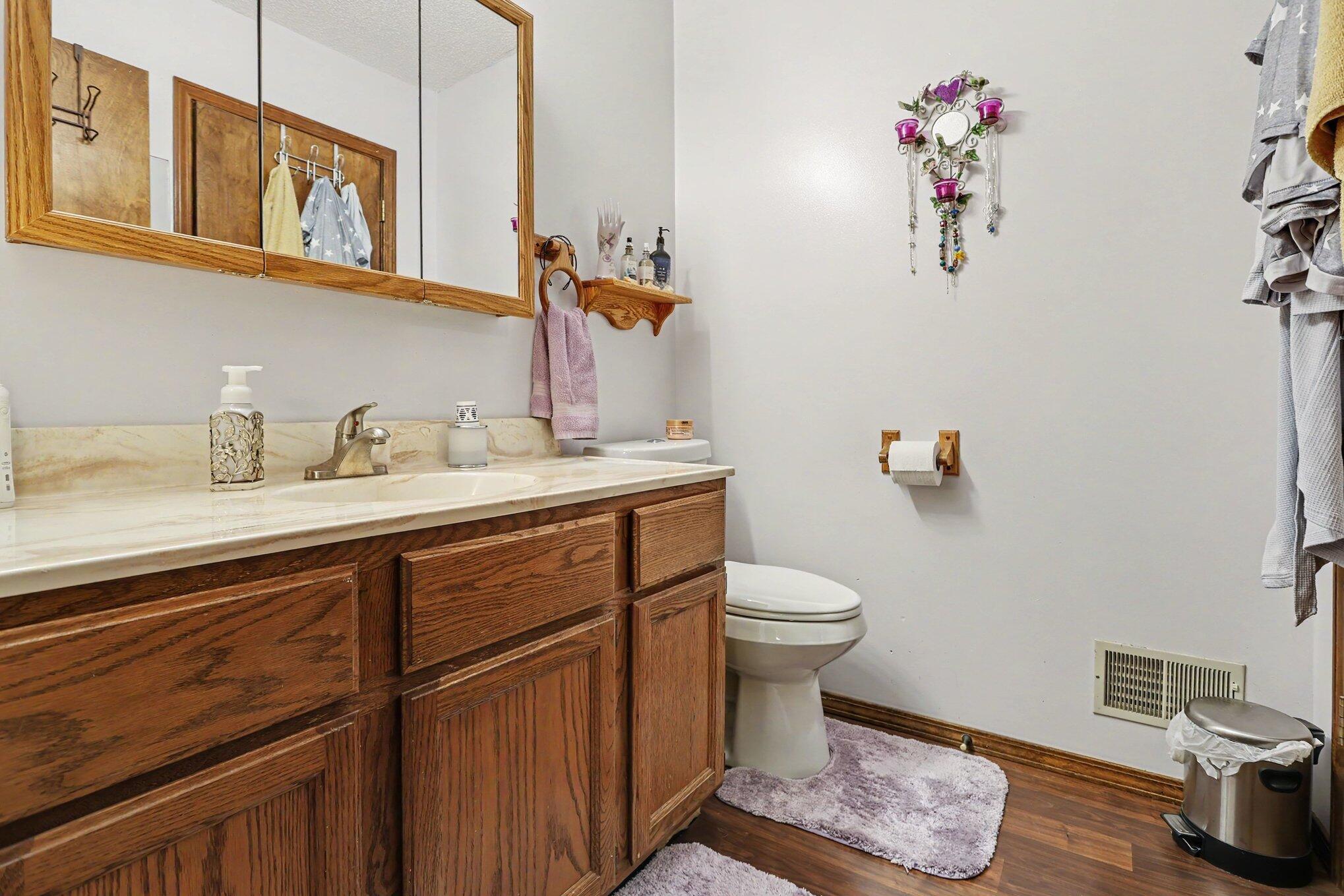5193 Oak Coloma MI 49038