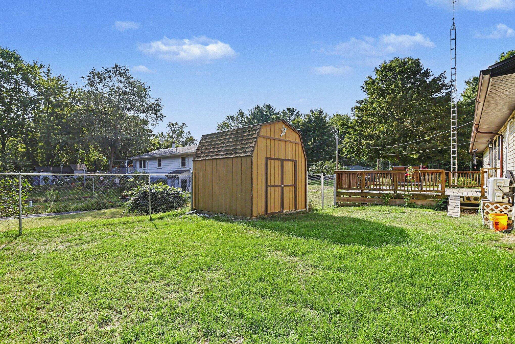 5193 Oak Coloma MI 49038