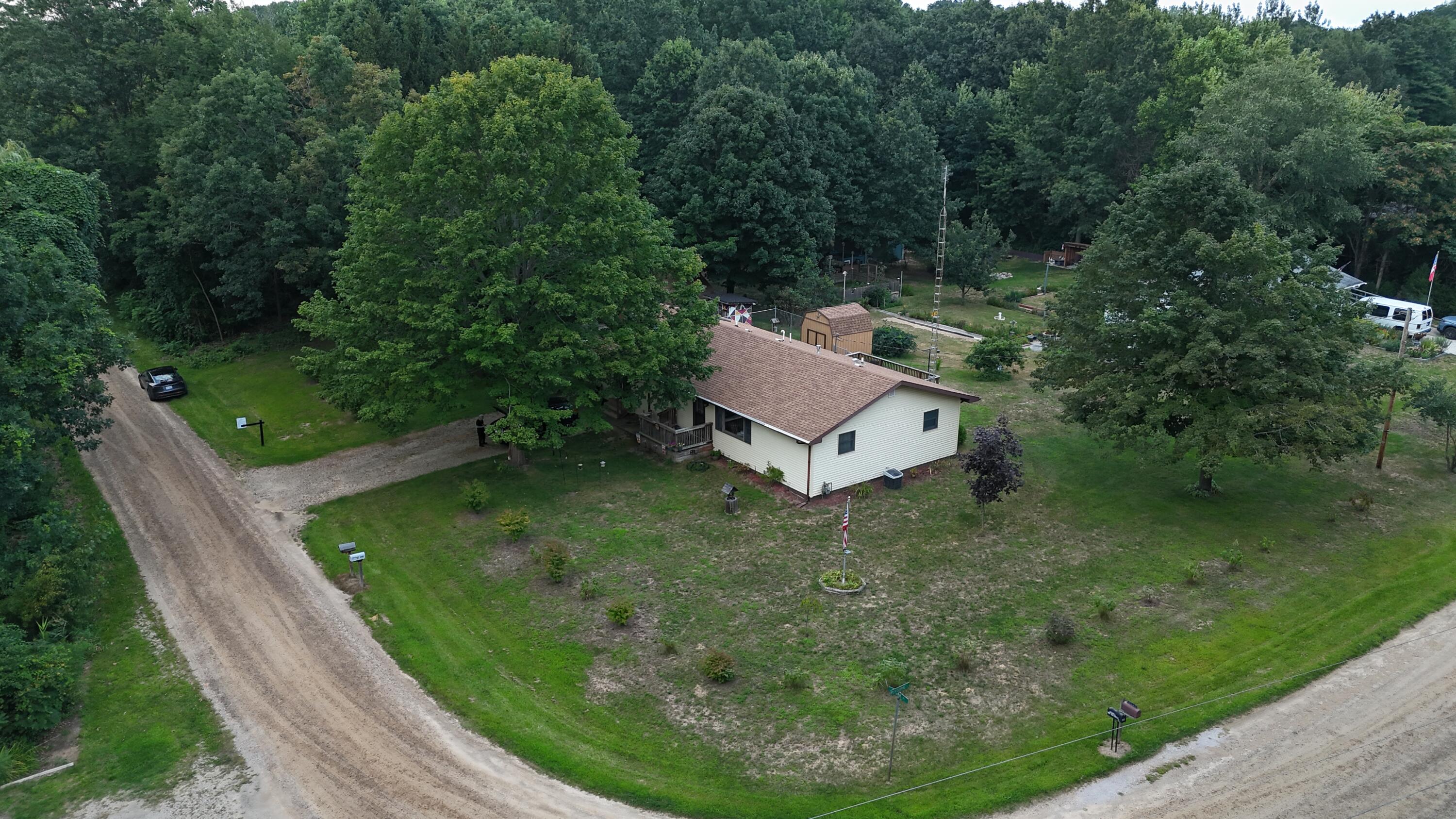 5193 Oak Coloma MI 49038