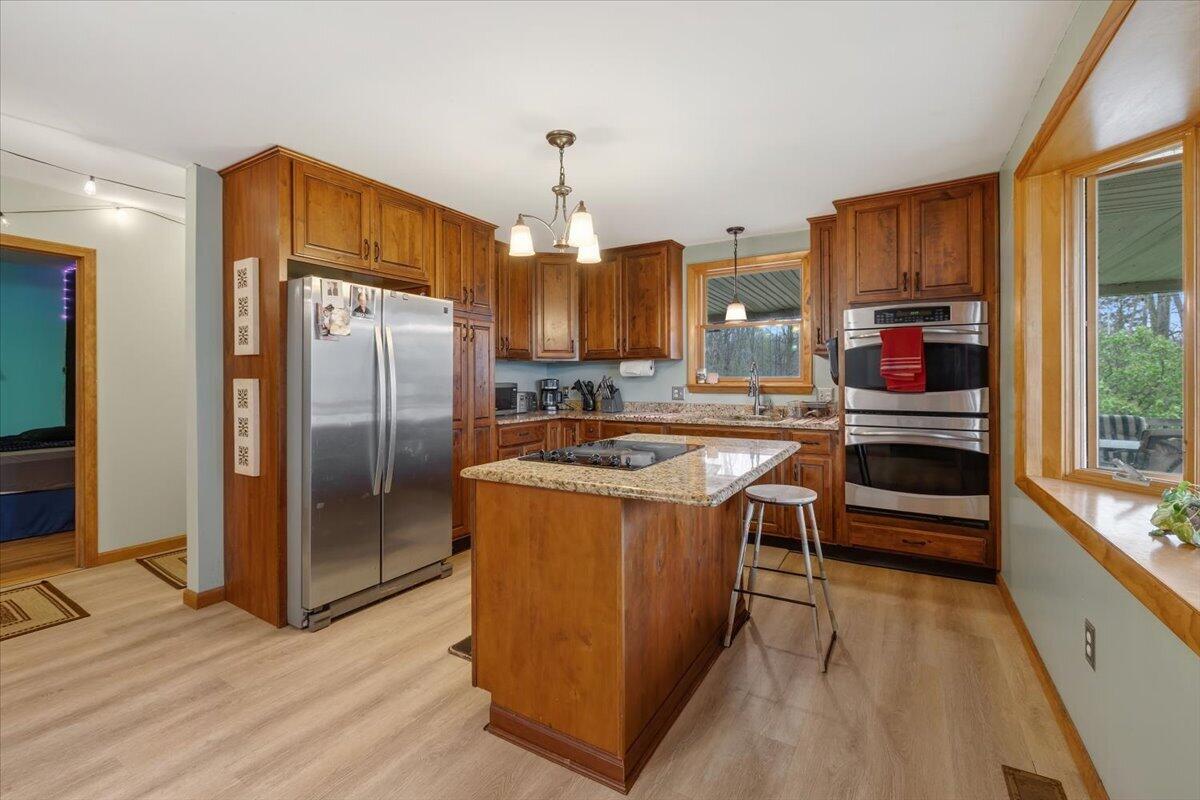 6475 Center Road Fenton MI 48430