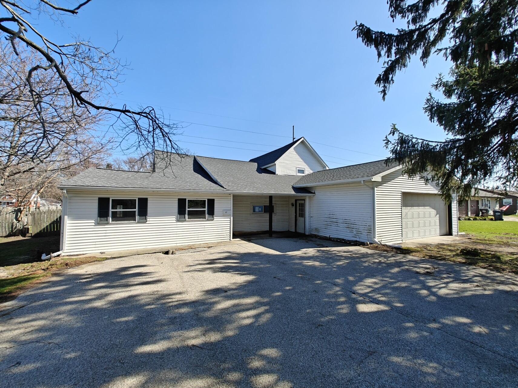 5587 E Karen Court Stevensville MI 49127