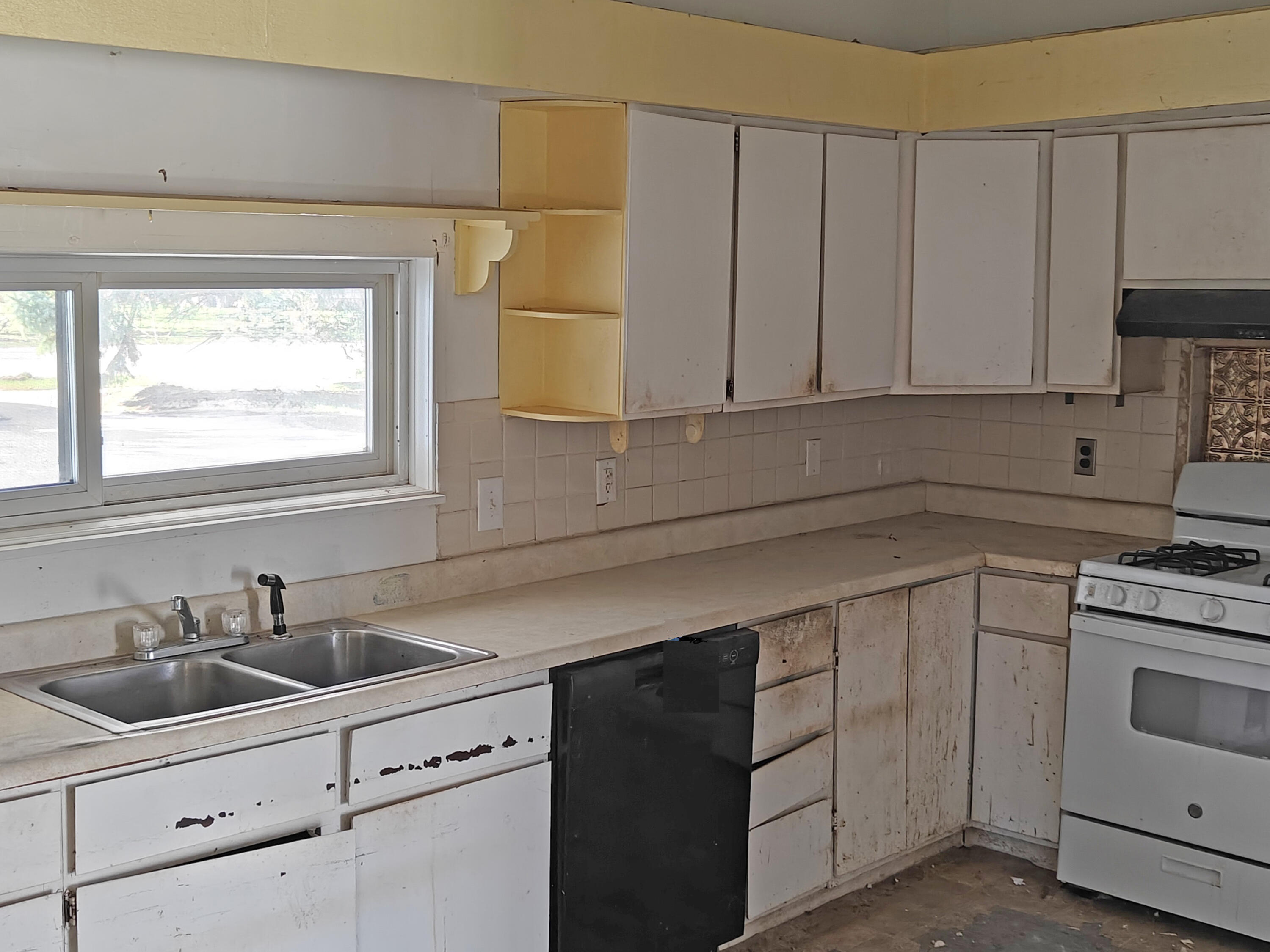 5587 E Karen Court Stevensville MI 49127