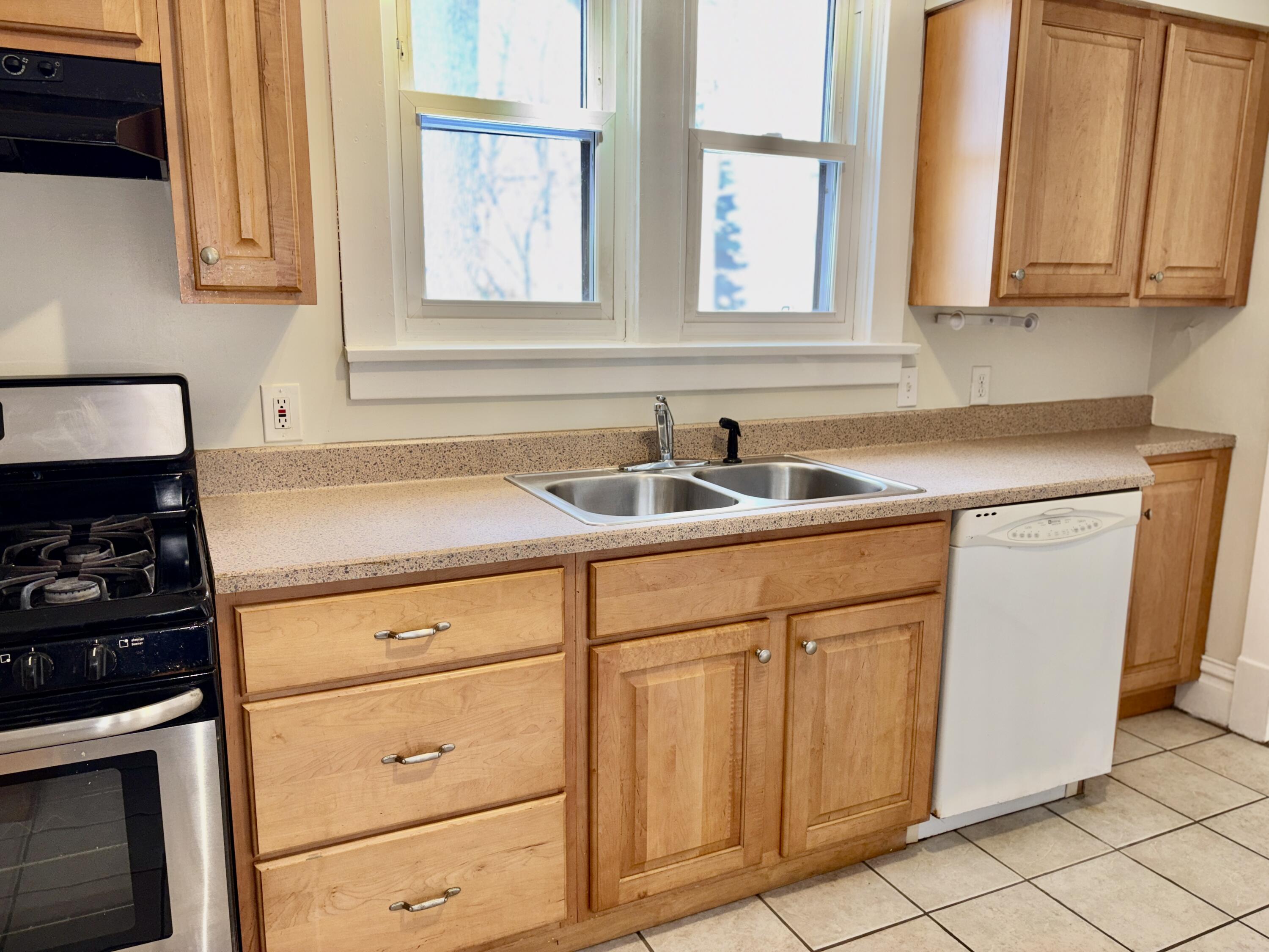 1641 Sanford Street Muskegon MI 49441