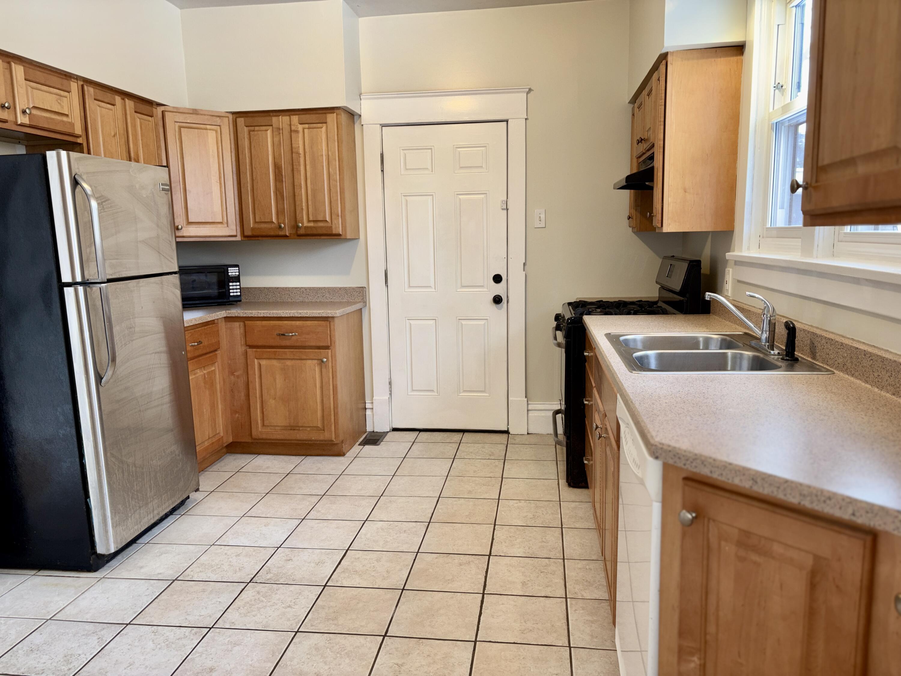 1641 Sanford Street Muskegon MI 49441