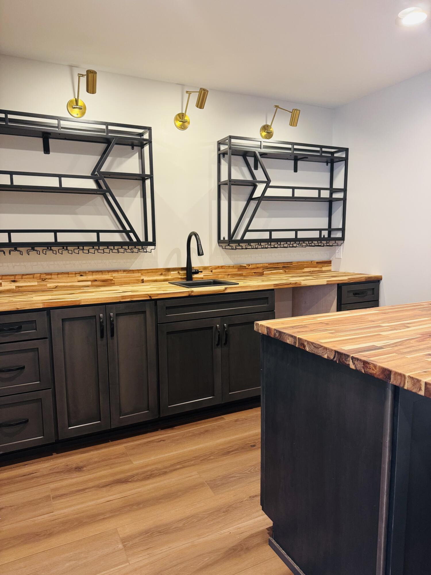 400 Sabine Drive Muskegon MI 49442