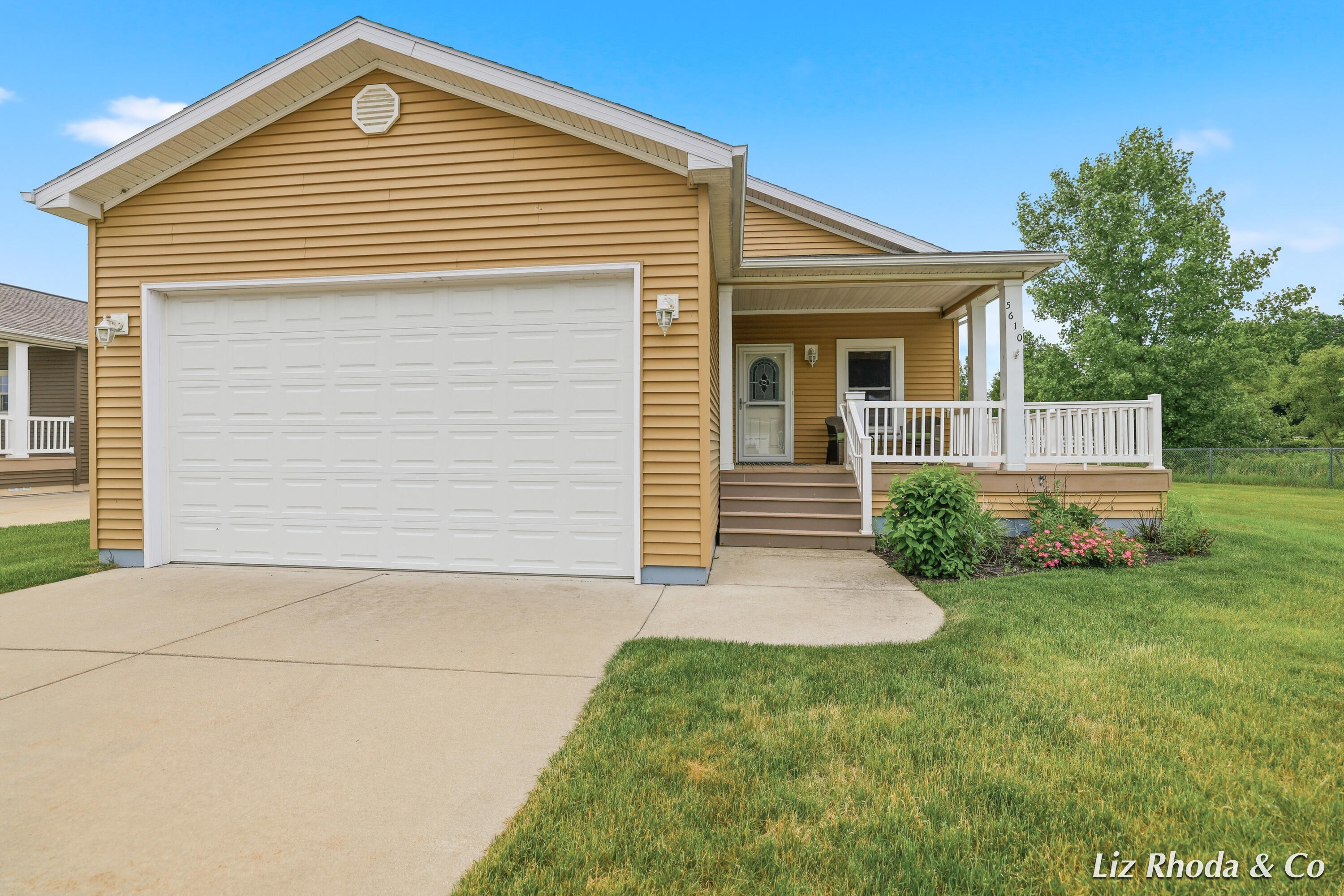 5610 Kingsley Drive NE Rockford MI 49341