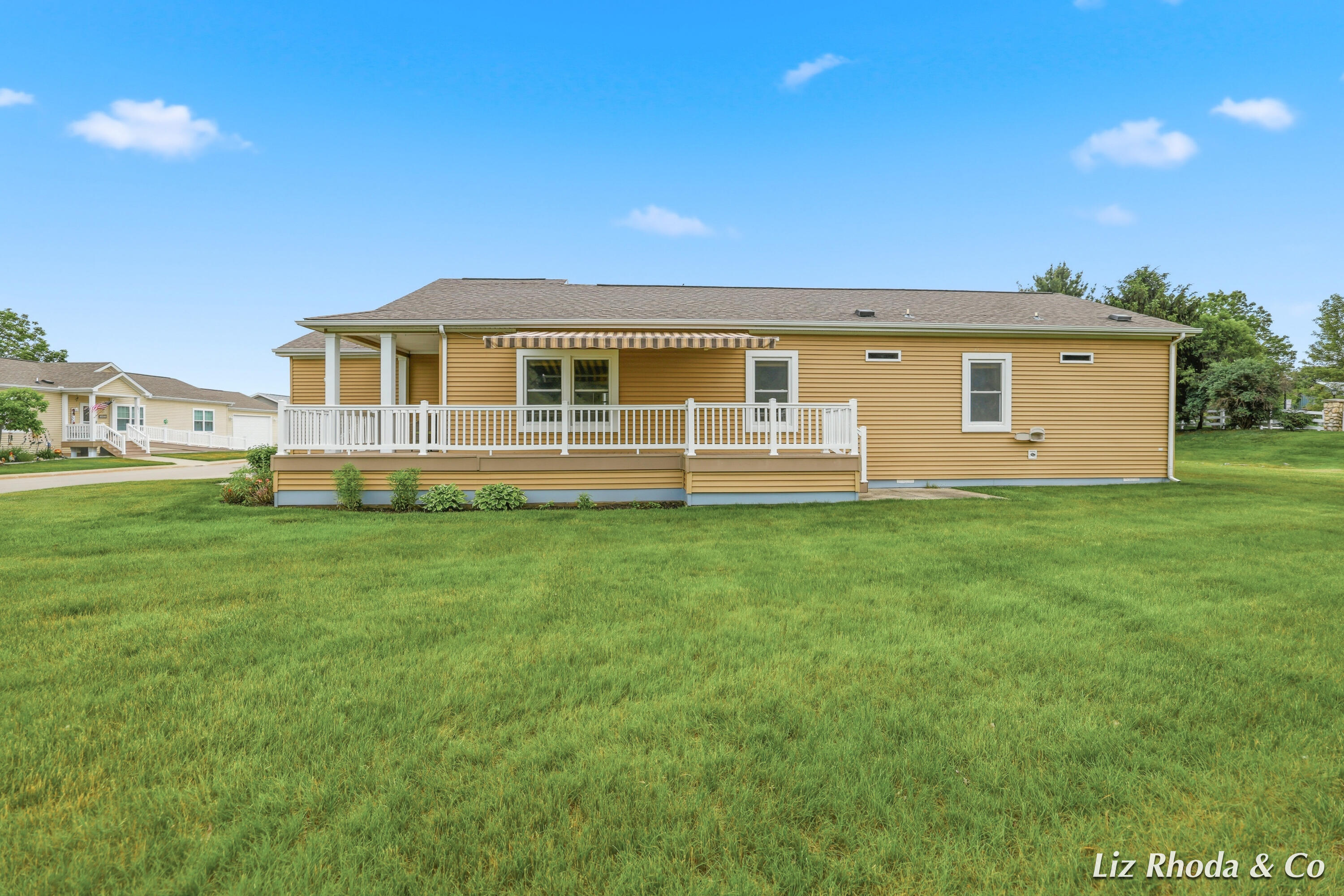 5610 Kingsley Drive NE Rockford MI 49341