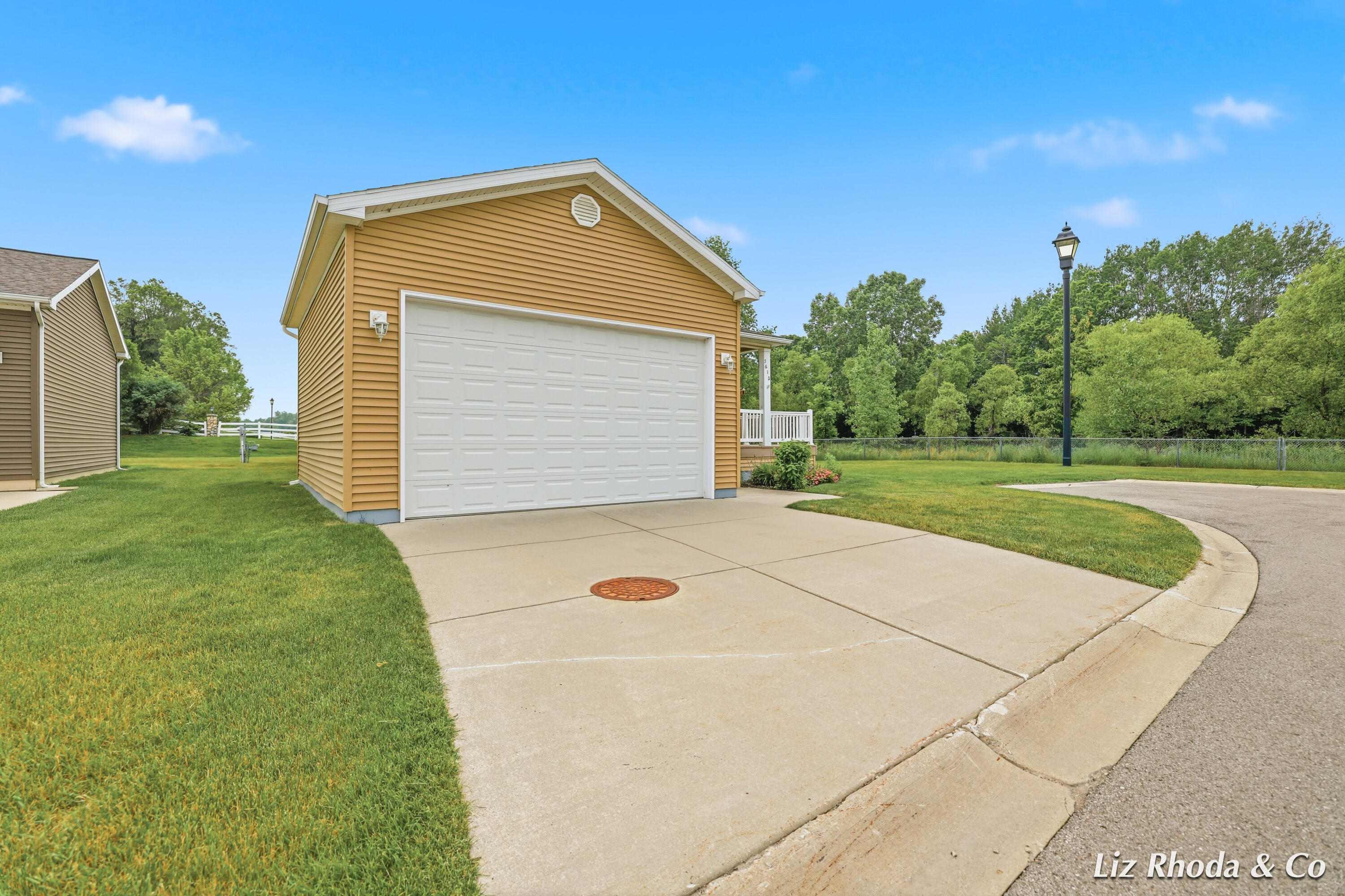 5610 Kingsley Drive NE Rockford MI 49341
