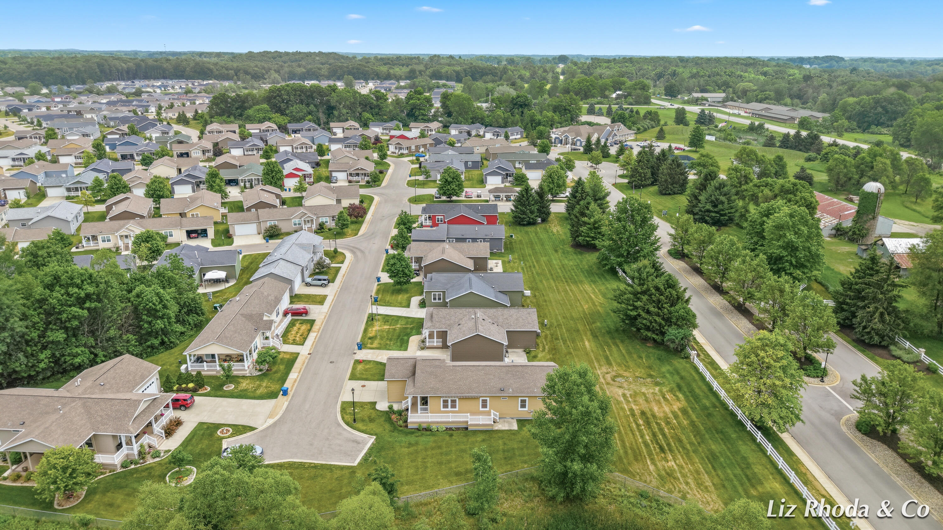 5610 Kingsley Drive NE Rockford MI 49341