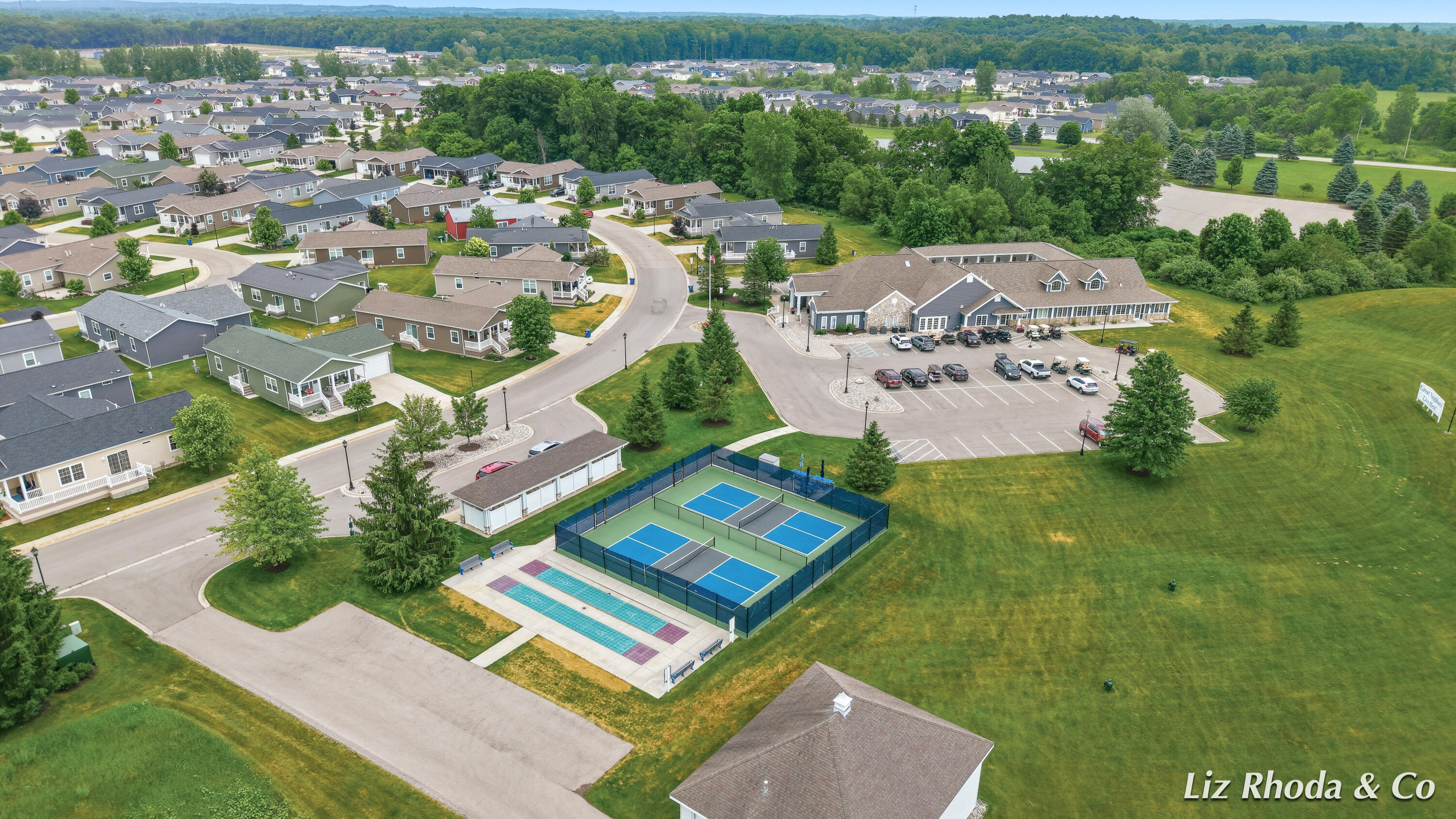 5610 Kingsley Drive NE Rockford MI 49341