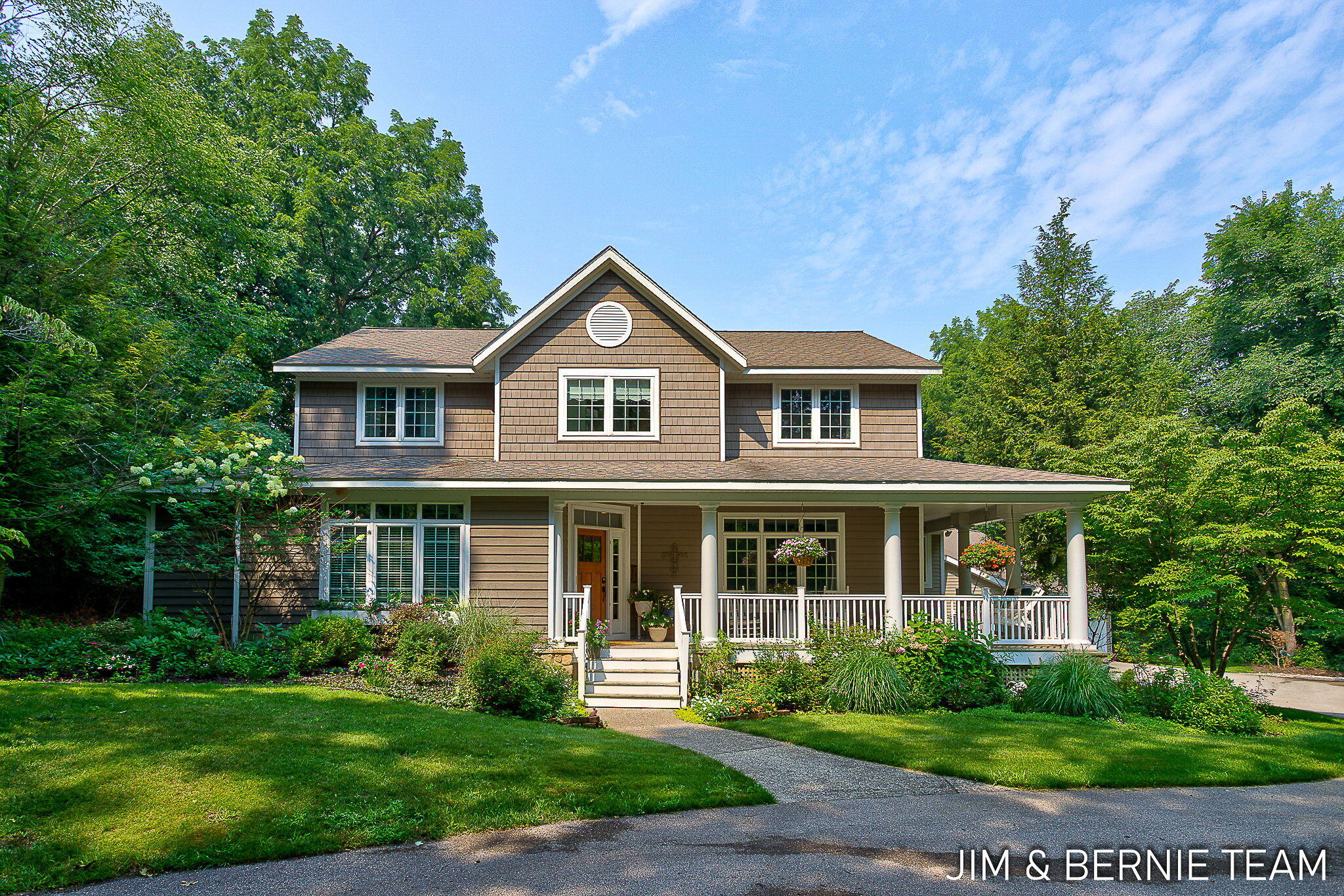 3653 Grand Bluffs Court SW Grand Rapids MI 49534