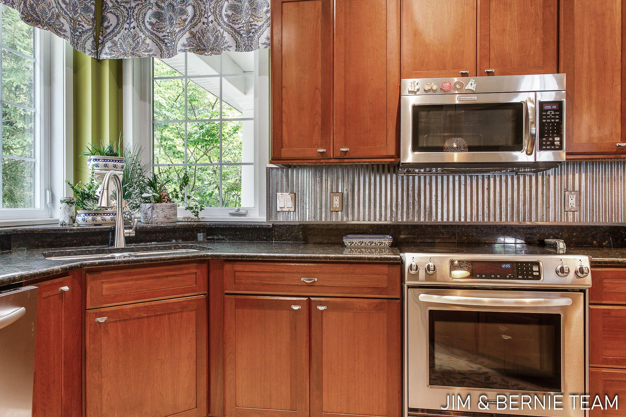 3653 Grand Bluffs Court SW Grand Rapids MI 49534