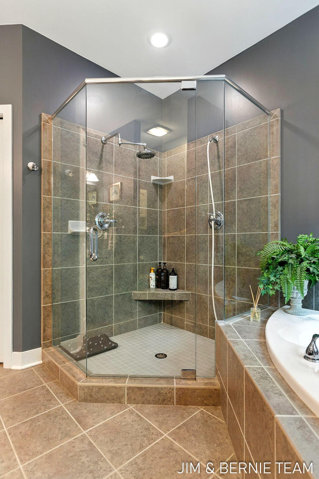 3653 Grand Bluffs Court SW Grand Rapids MI 49534