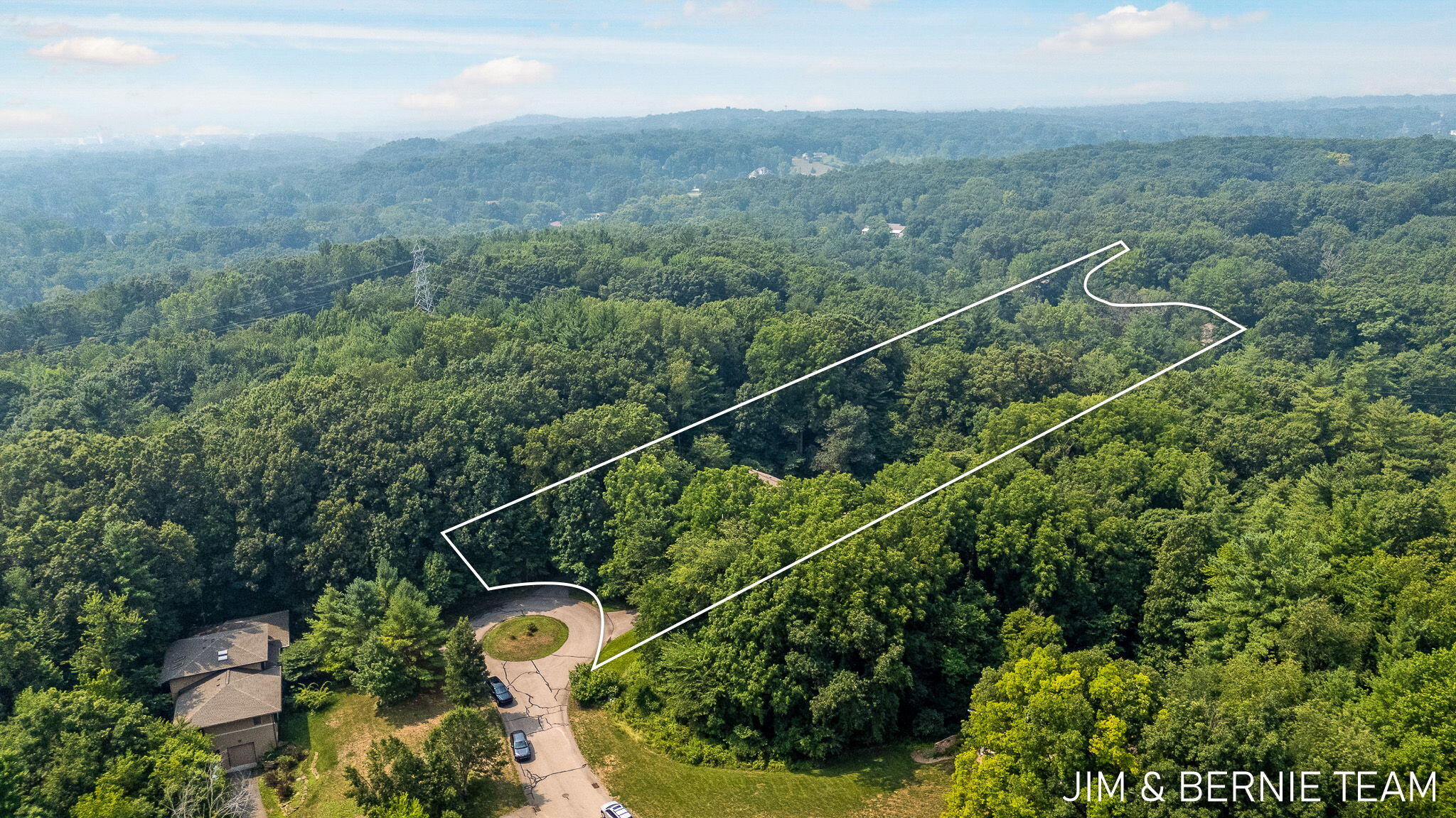 3653 Grand Bluffs Court SW Grand Rapids MI 49534