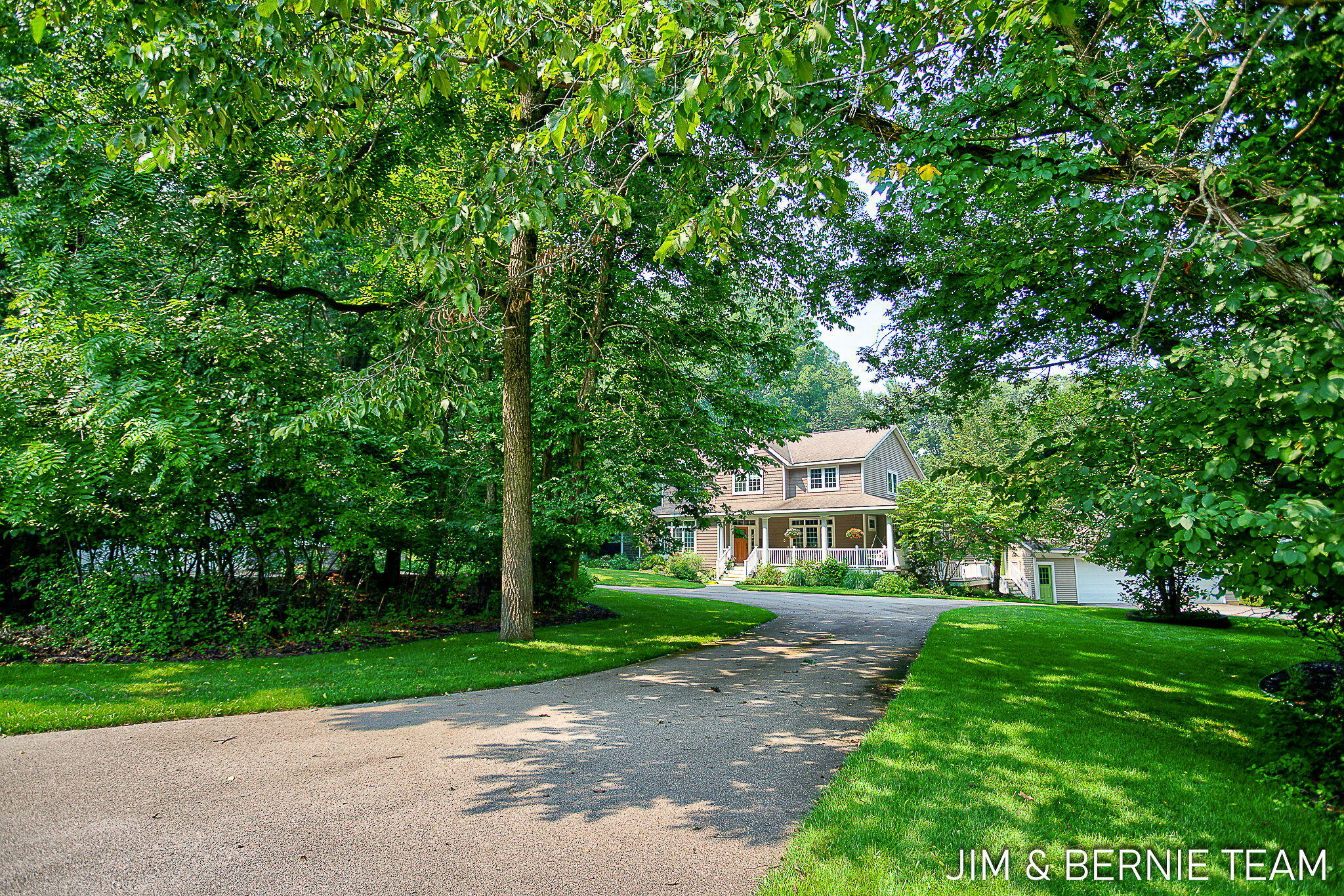 3653 Grand Bluffs Court SW Grand Rapids MI 49534