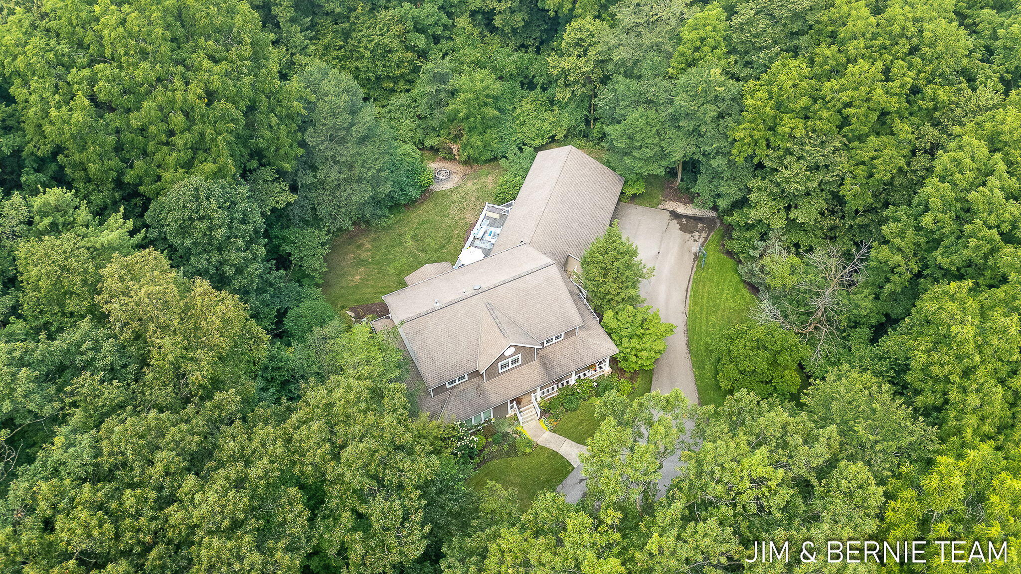 3653 Grand Bluffs Court SW Grand Rapids MI 49534