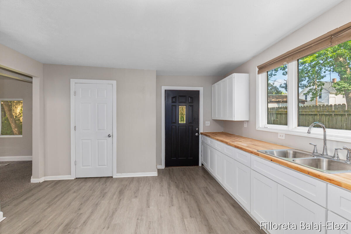 1115 Baxter Street SE Grand Rapids MI 49507