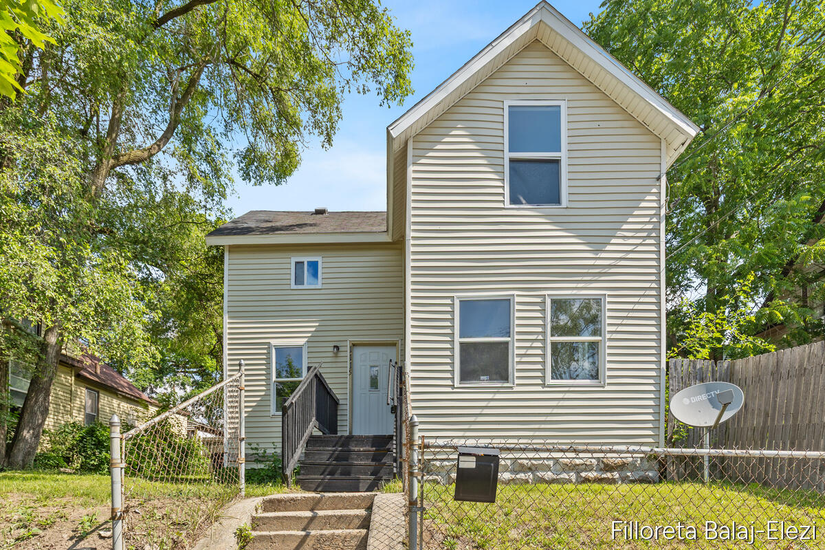 1115 Baxter Street SE Grand Rapids MI 49507