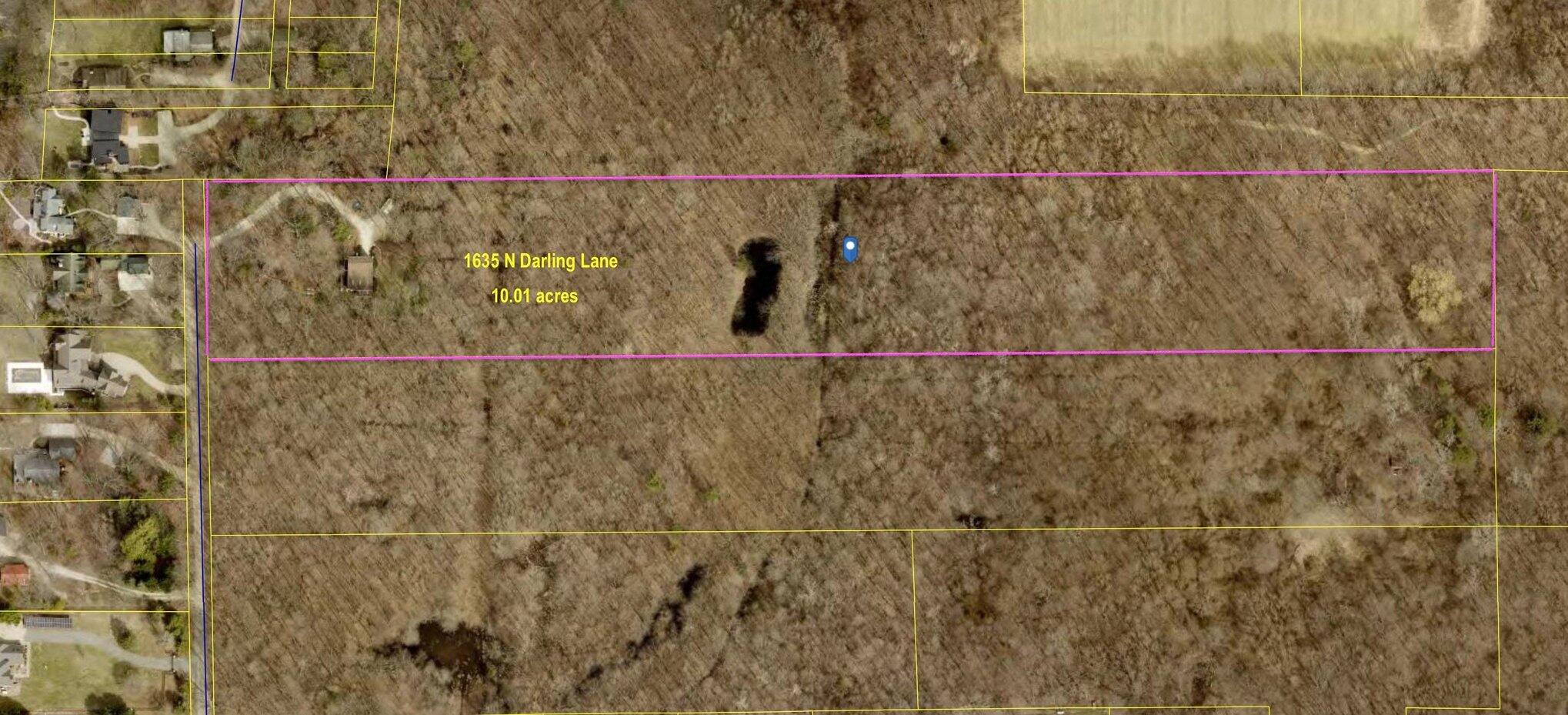 1735 N Darling Lane Fennville MI 49408