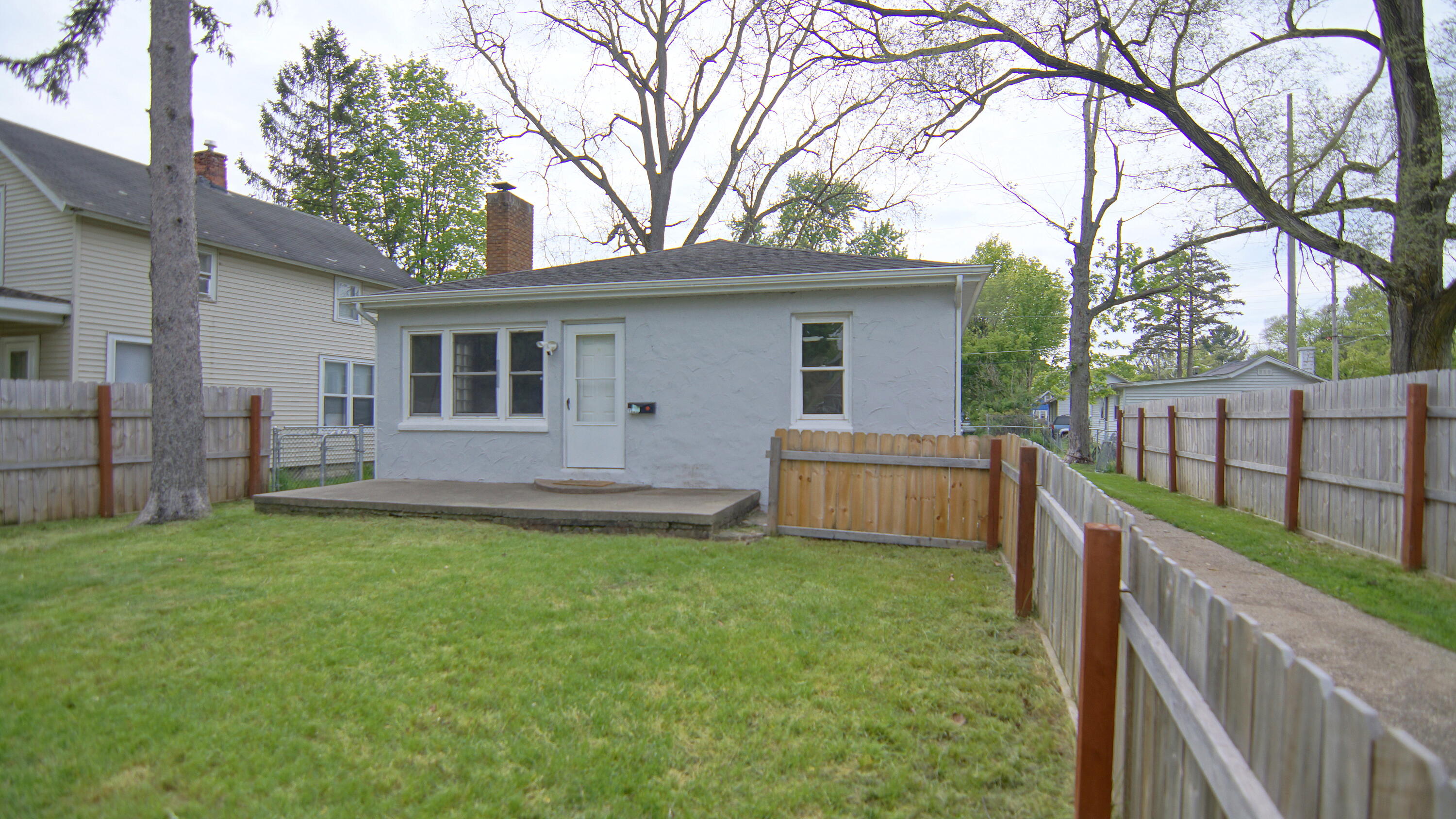 1220 Pearl Street Benton Harbor MI 49022