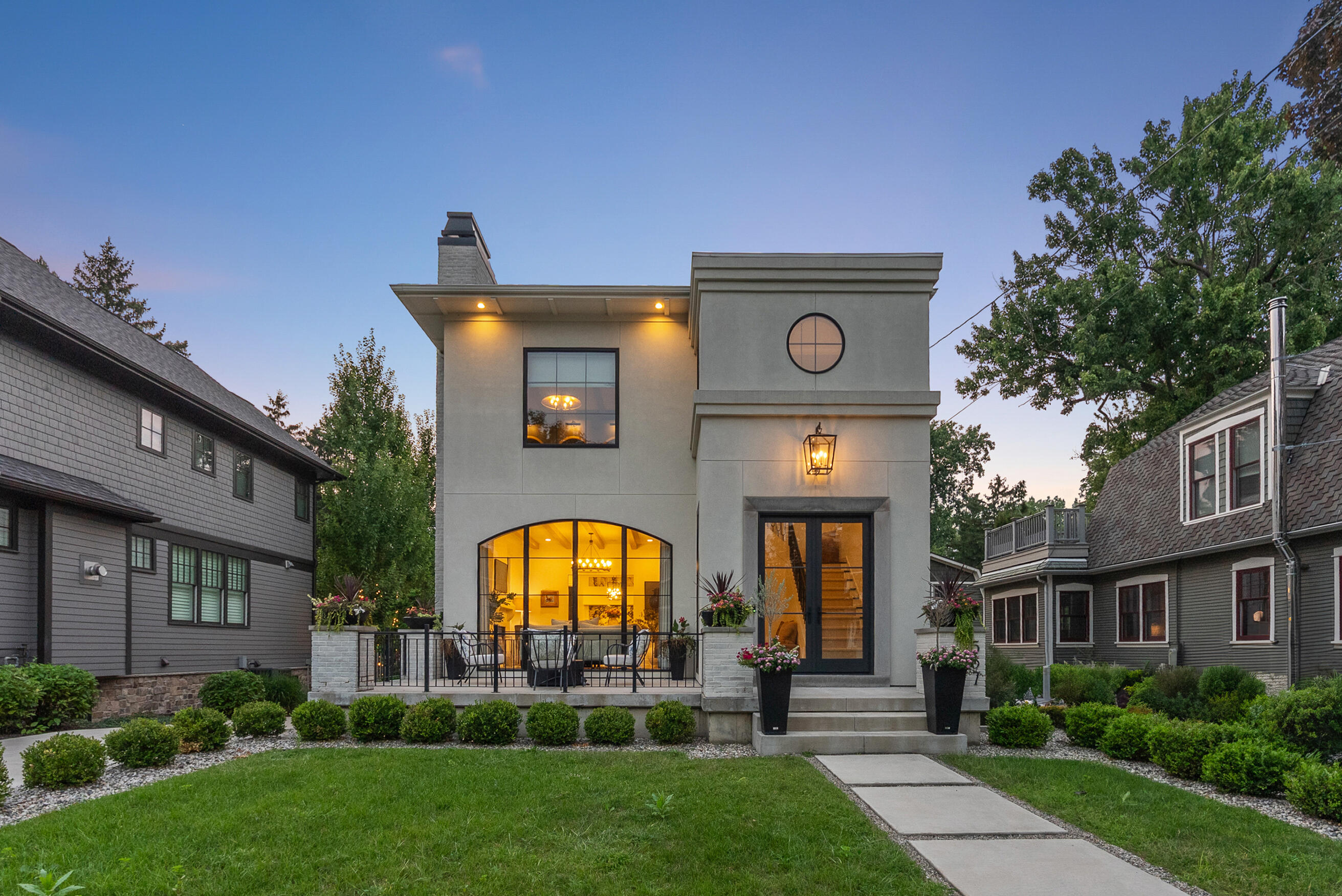 557 Greenwood Avenue SE East Grand Rapids MI 49506