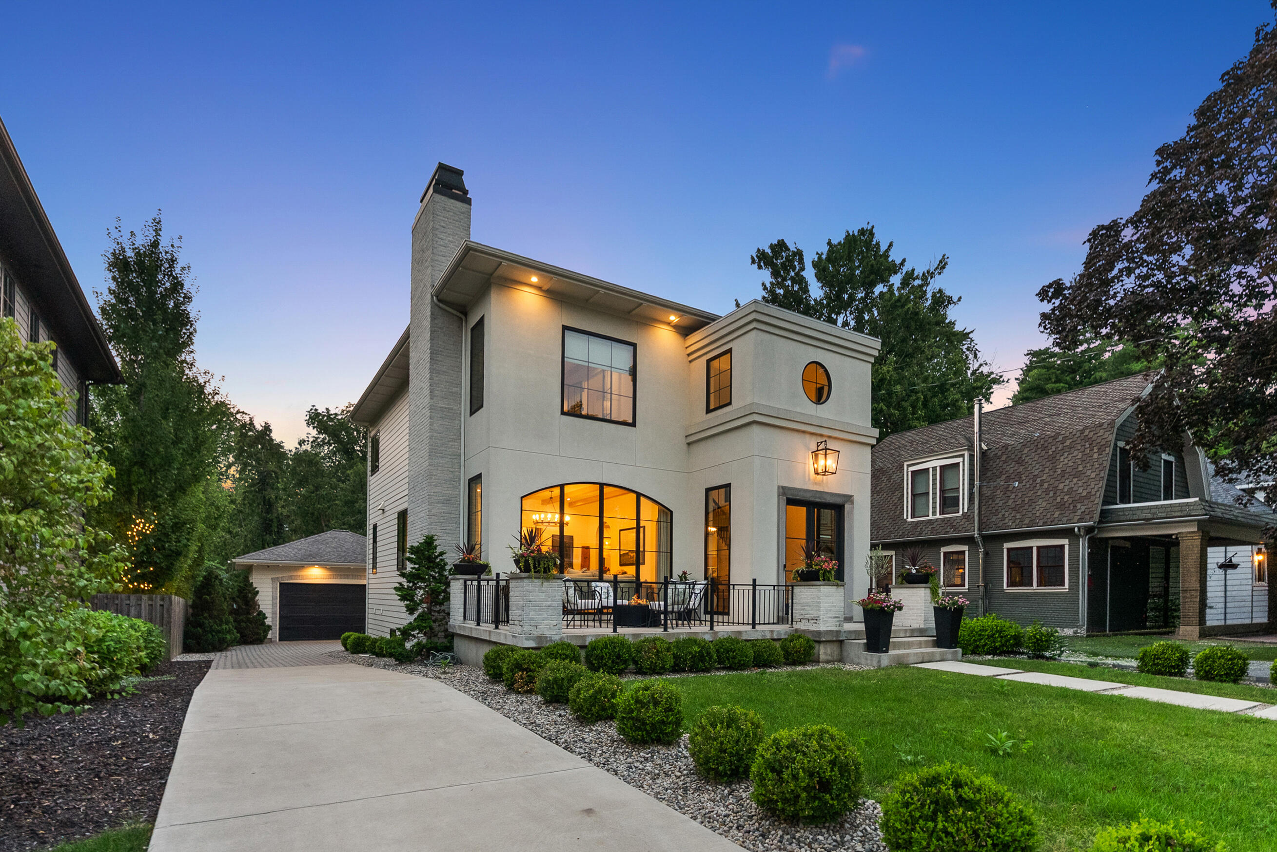 557 Greenwood Avenue SE East Grand Rapids MI 49506
