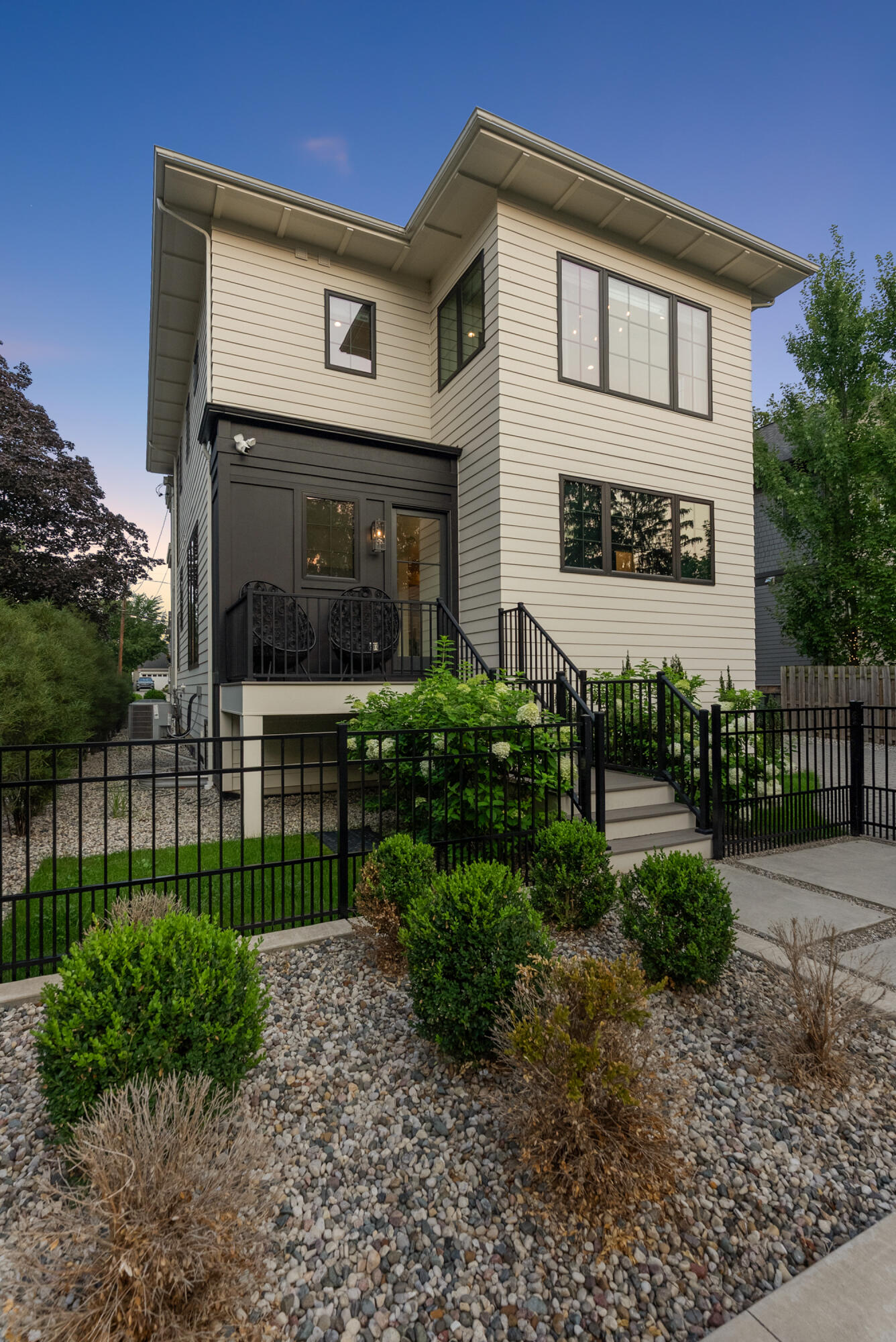 557 Greenwood Avenue SE East Grand Rapids MI 49506