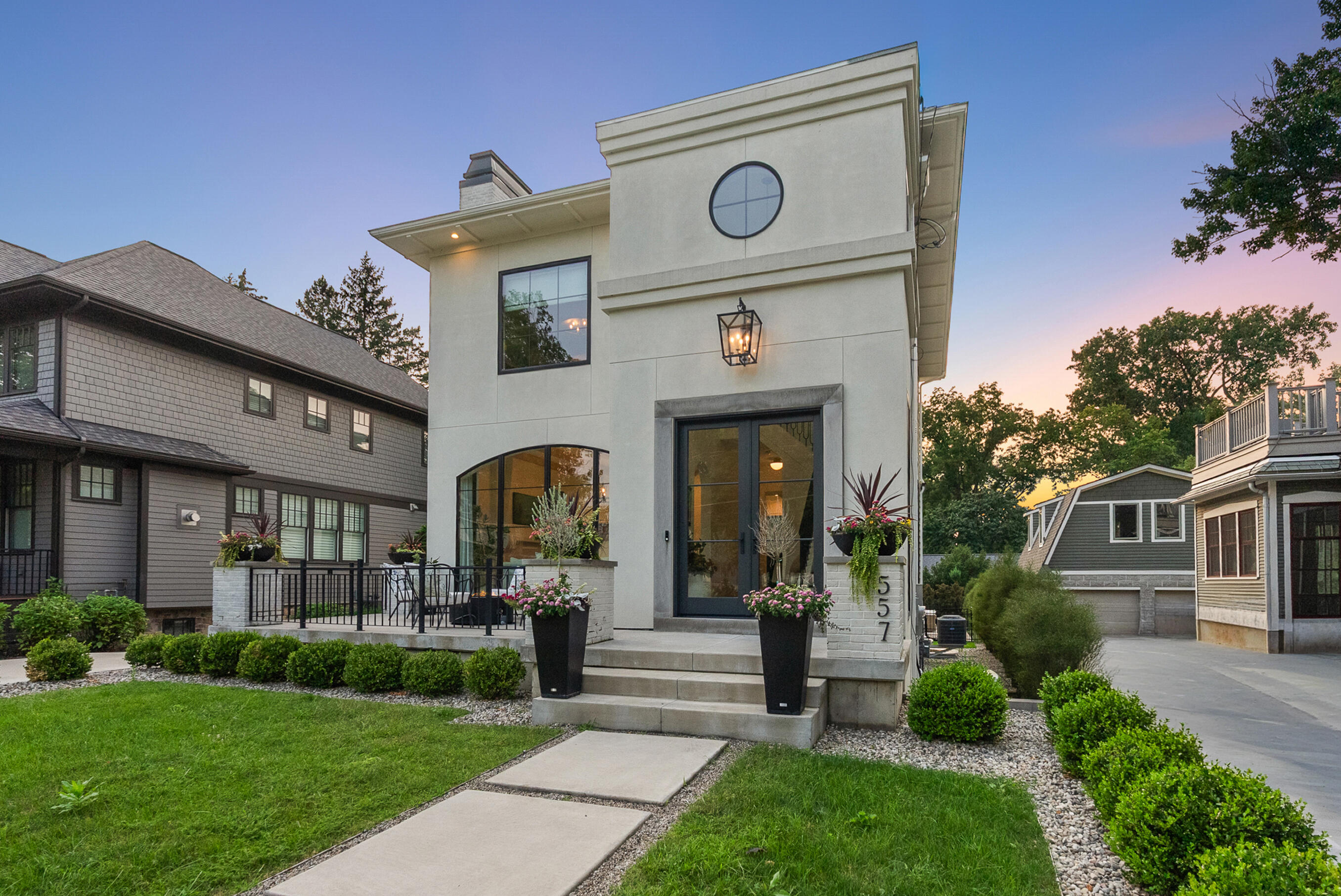 557 Greenwood Avenue SE East Grand Rapids MI 49506