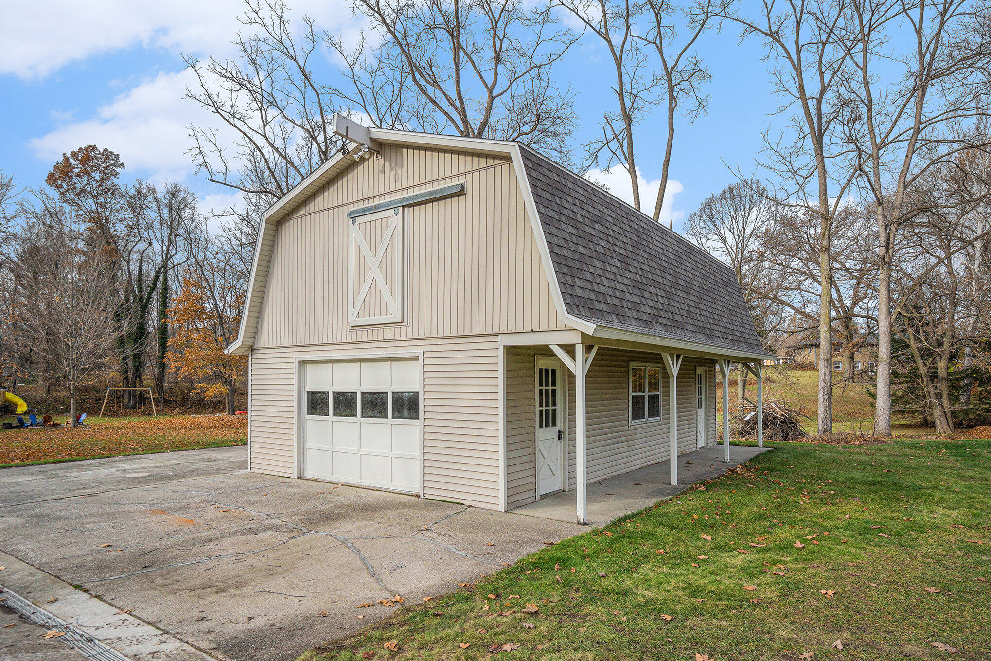 328 Thomas Street Allegan MI 49010