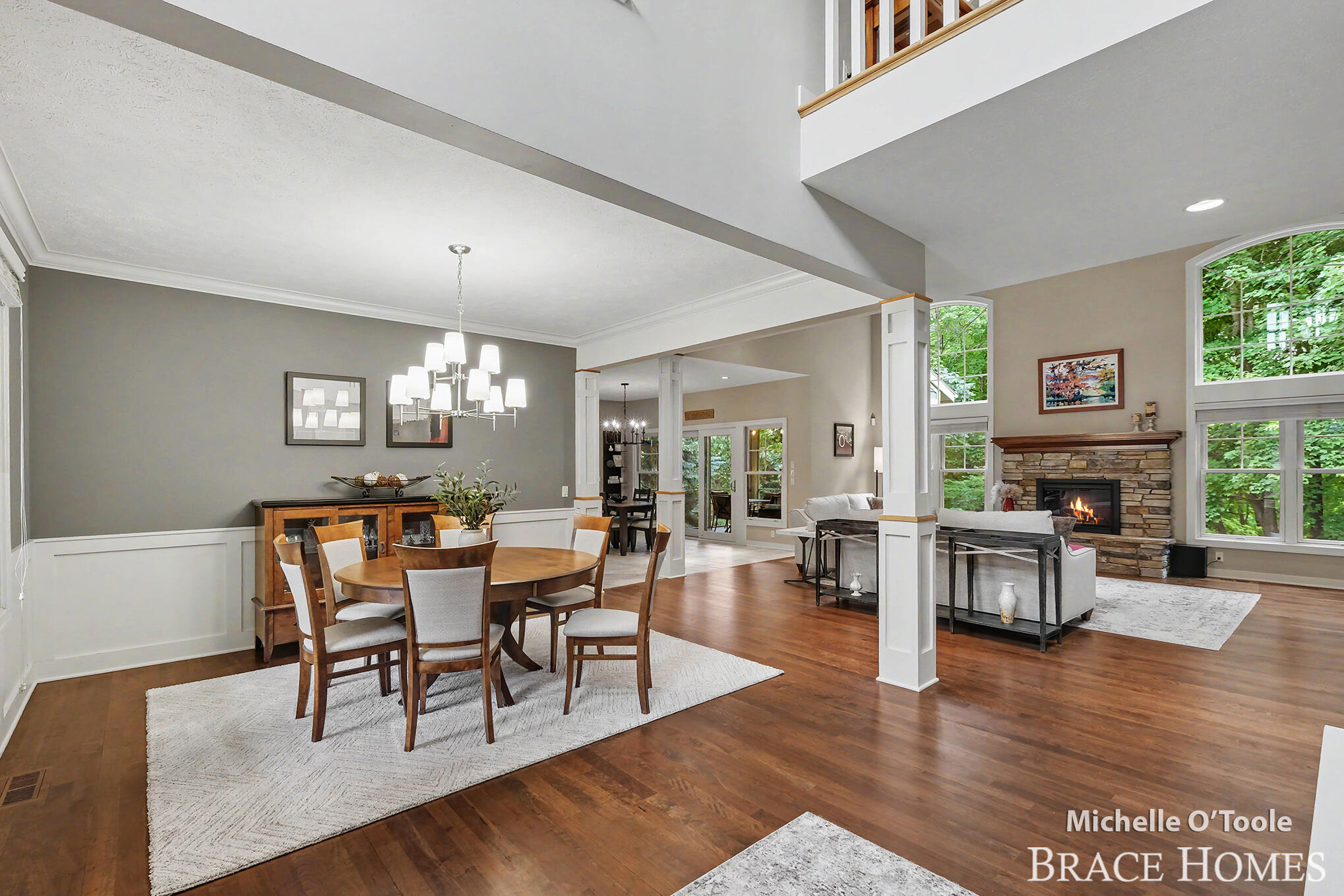 4260 S Oak Pointe Court NE Grand Rapids MI 49525