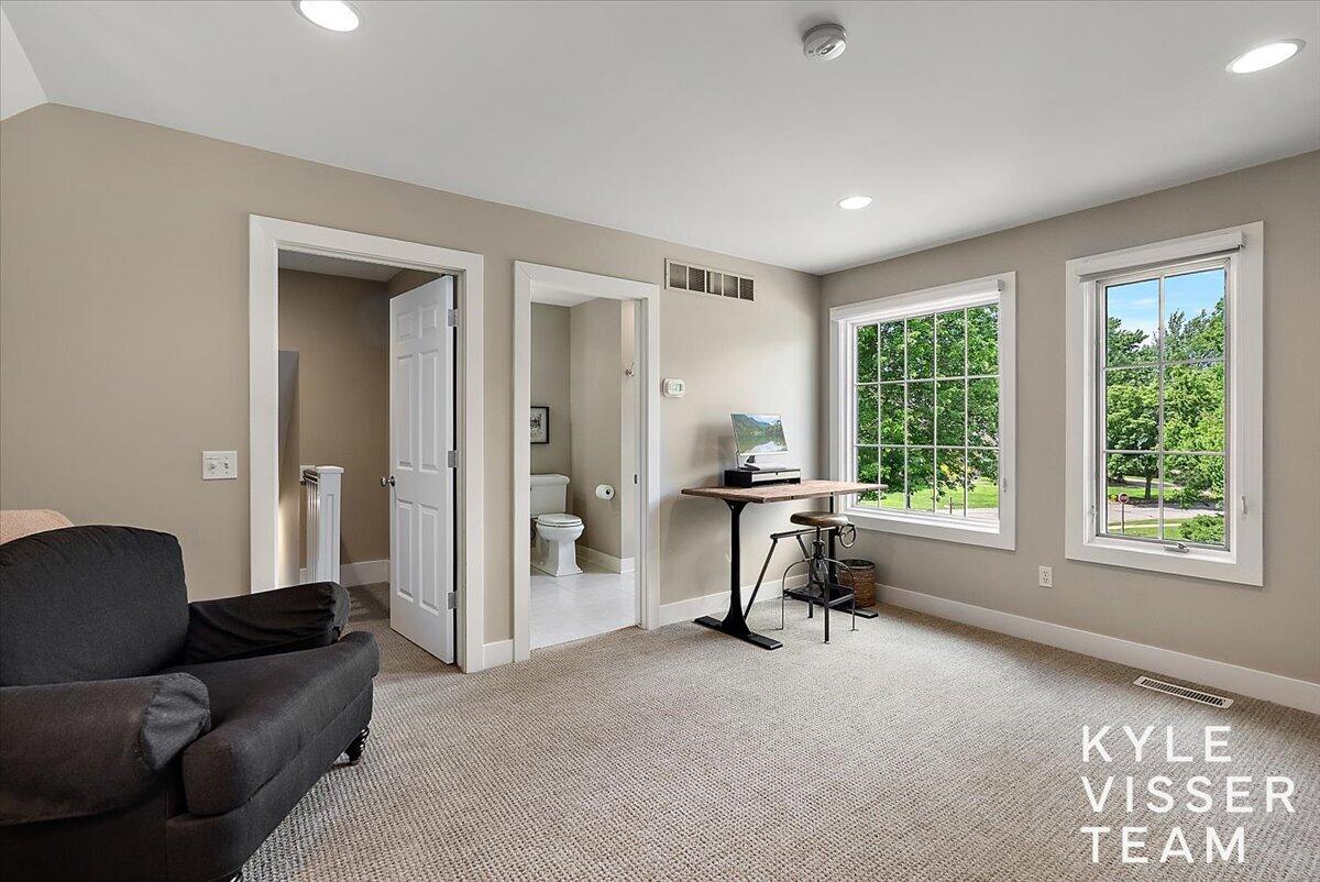 5650 E Watermark Court SE Grand Rapids MI 49546