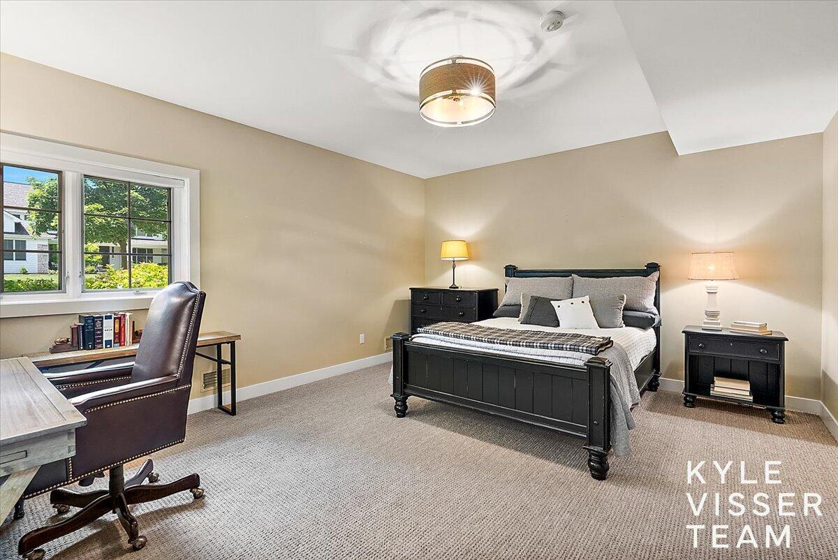 5650 E Watermark Court SE Grand Rapids MI 49546