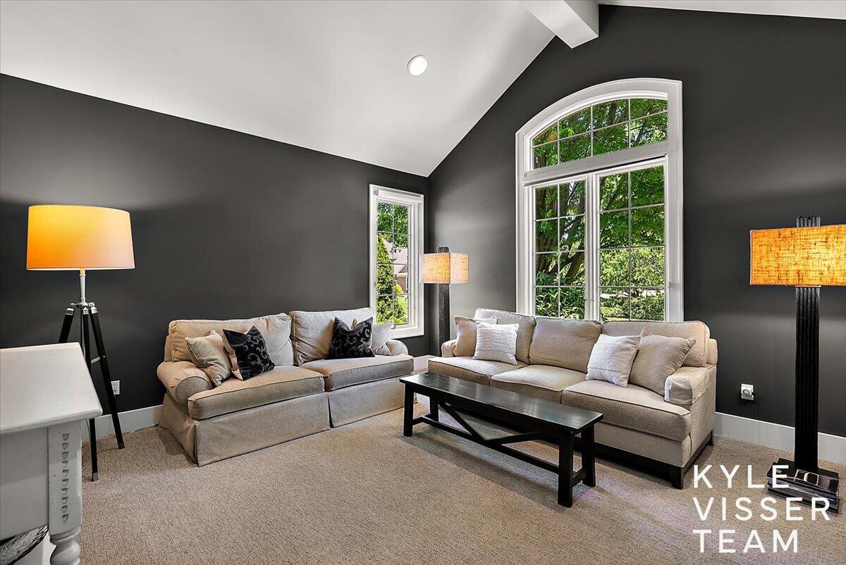 5650 E Watermark Court SE Grand Rapids MI 49546