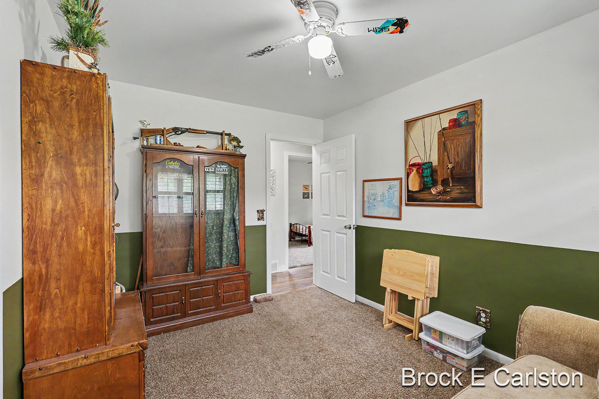 1576 Hendrick Road Norton Shores MI 49441
