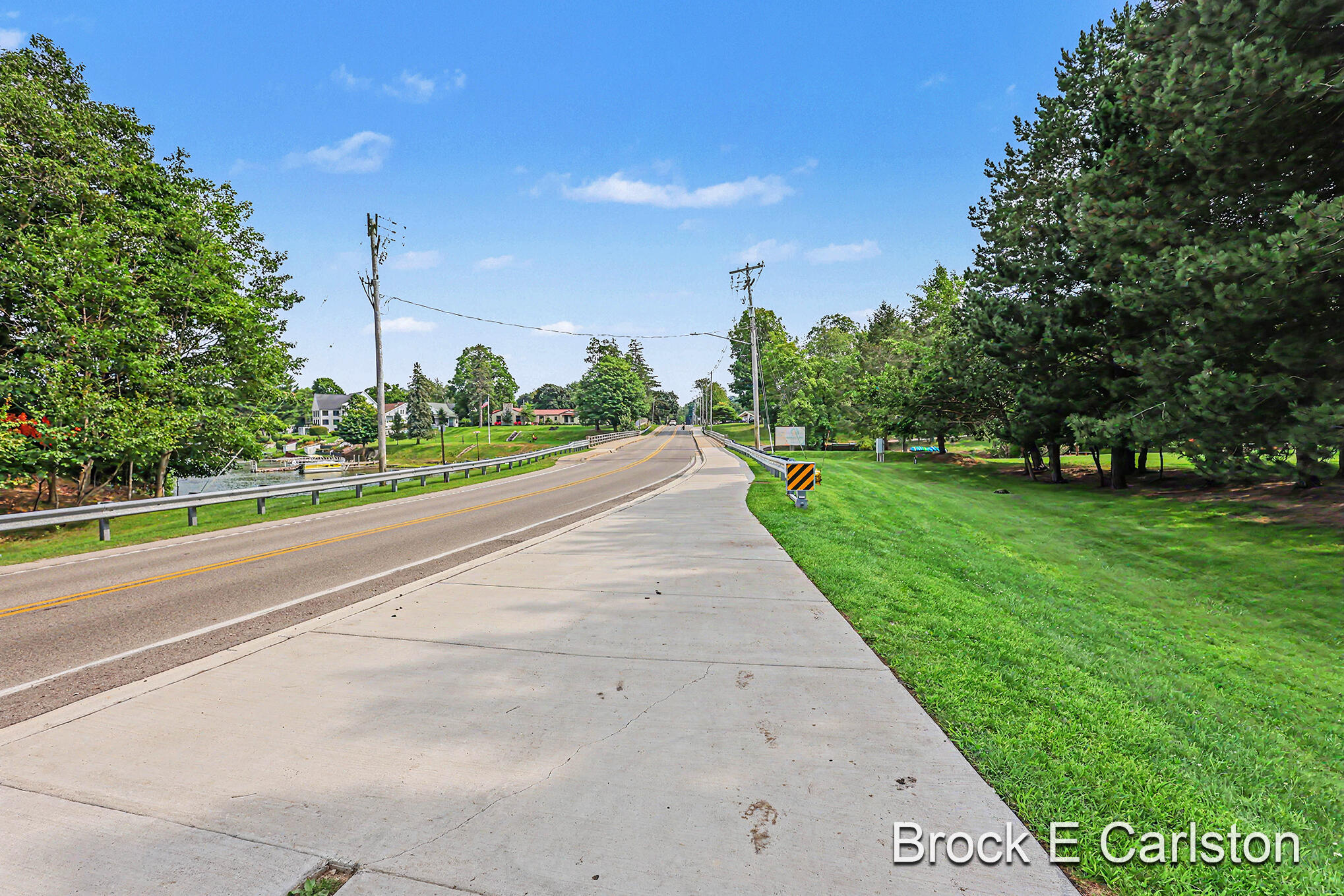 1576 Hendrick Road Norton Shores MI 49441
