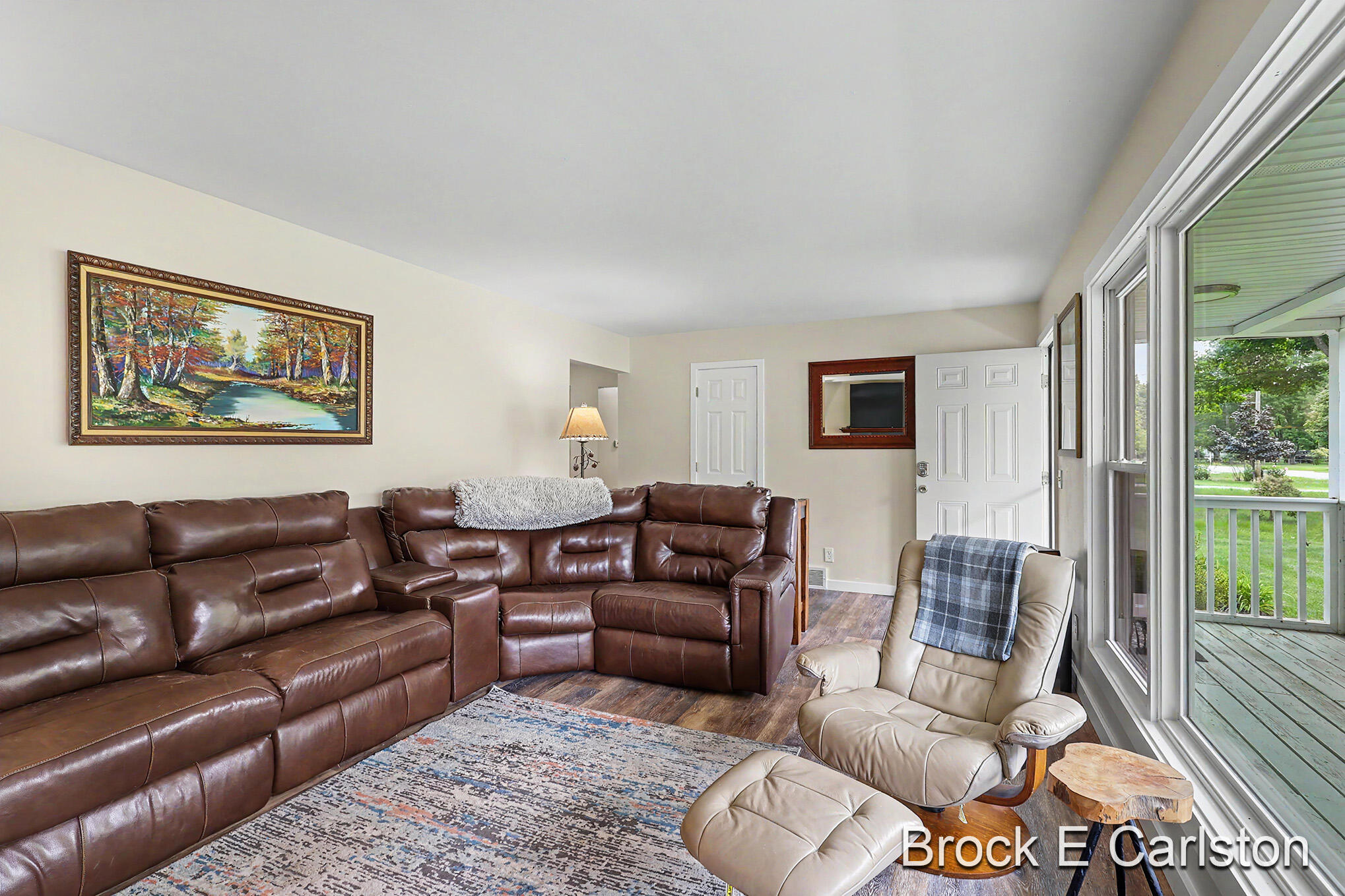 1576 Hendrick Road Norton Shores MI 49441