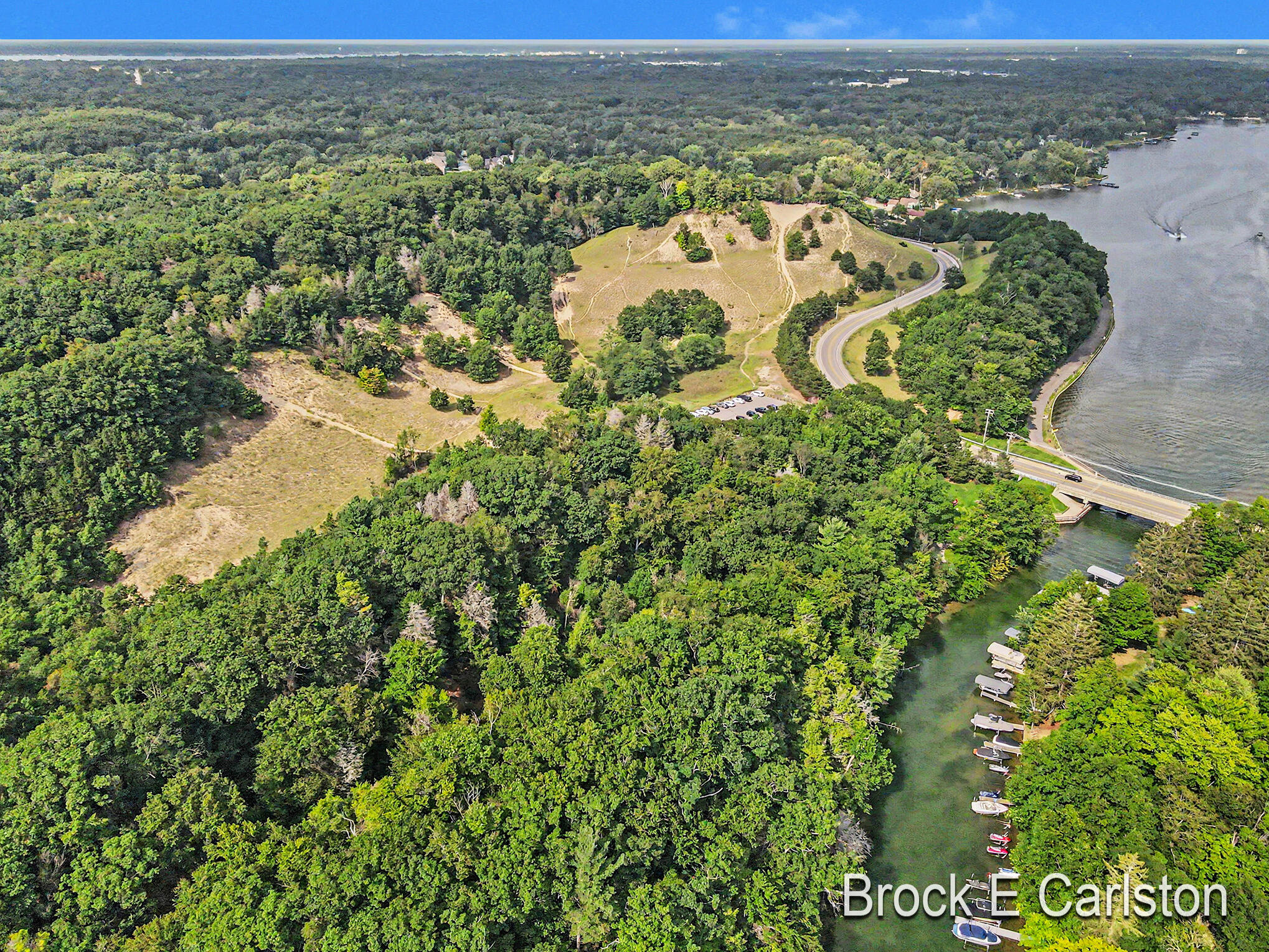 1576 Hendrick Road Norton Shores MI 49441