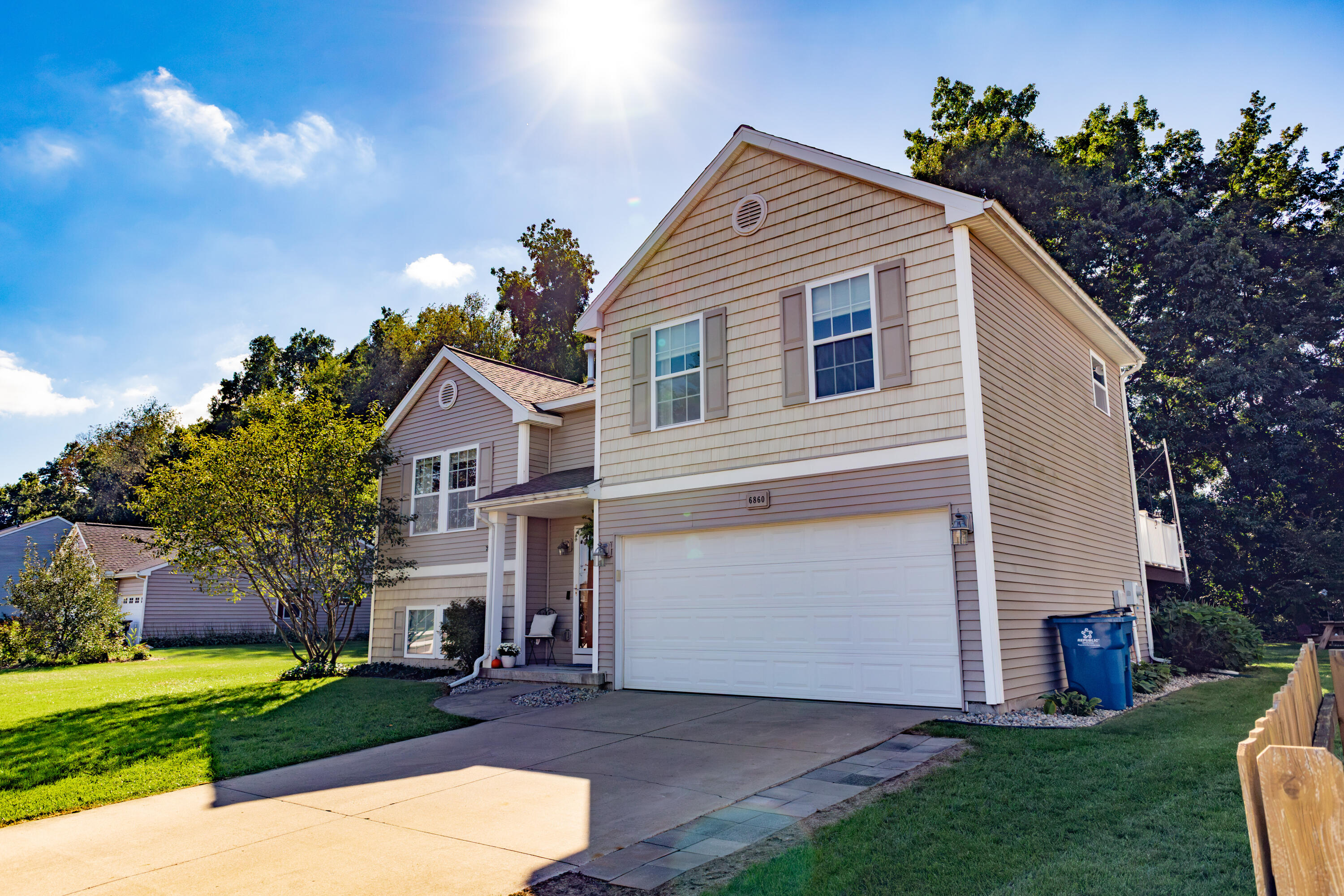 6860 Cypress Bay Drive Kalamazoo MI 49009