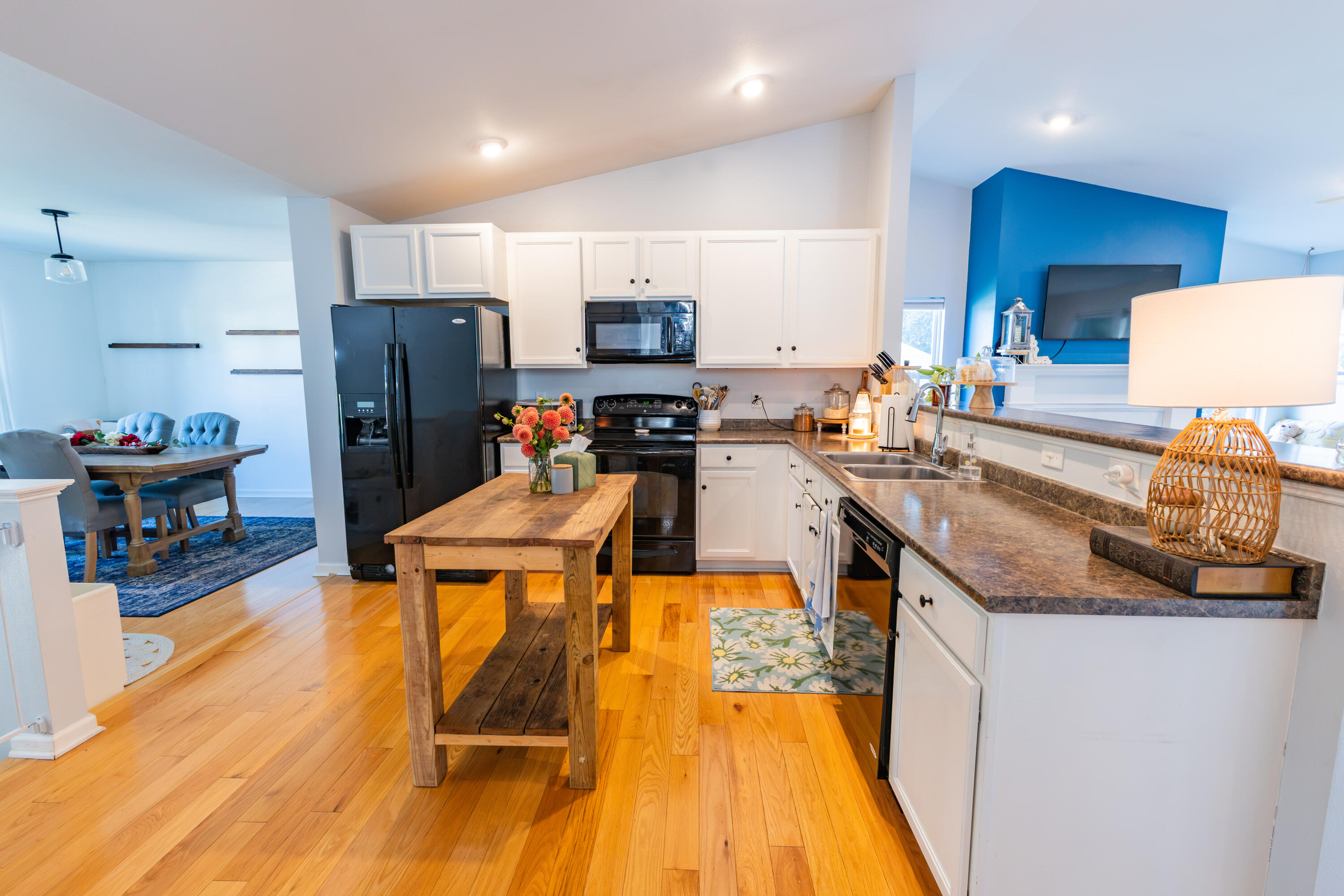 6860 Cypress Bay Drive Kalamazoo MI 49009