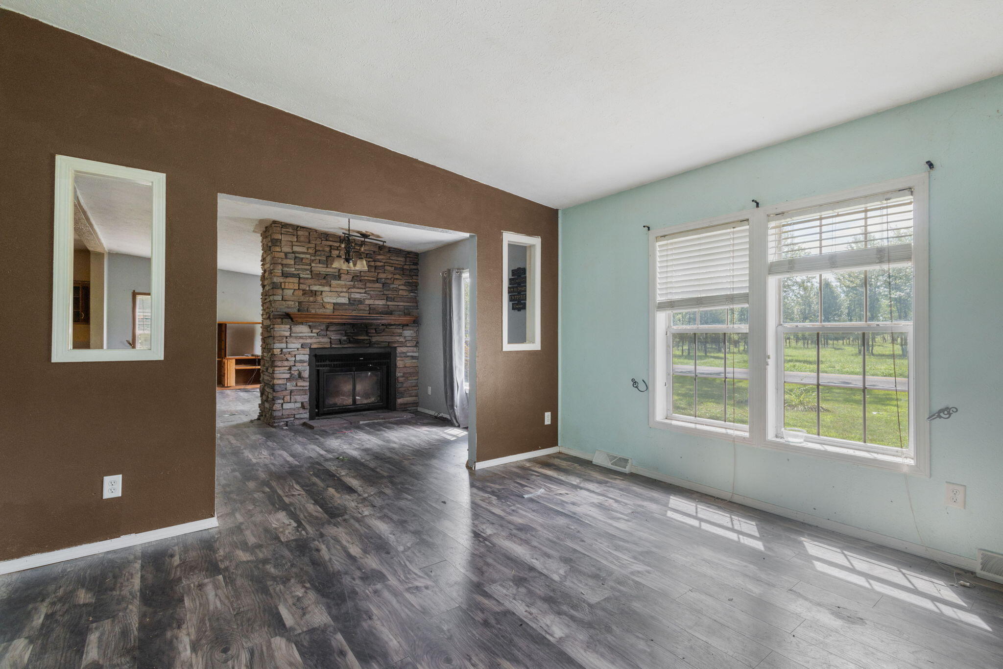19176 State Line Road Edwardsburg MI 49112