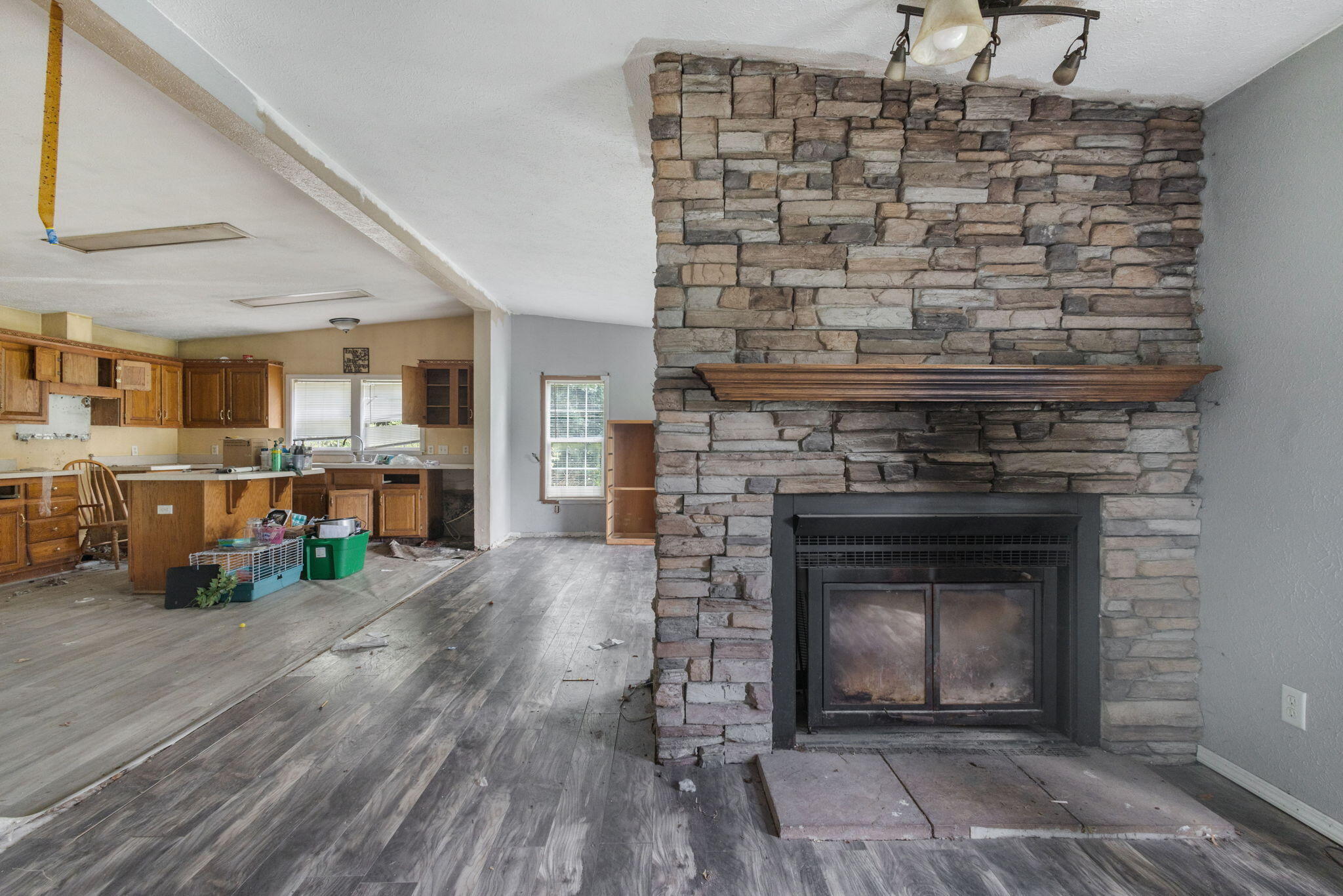 19176 State Line Road Edwardsburg MI 49112