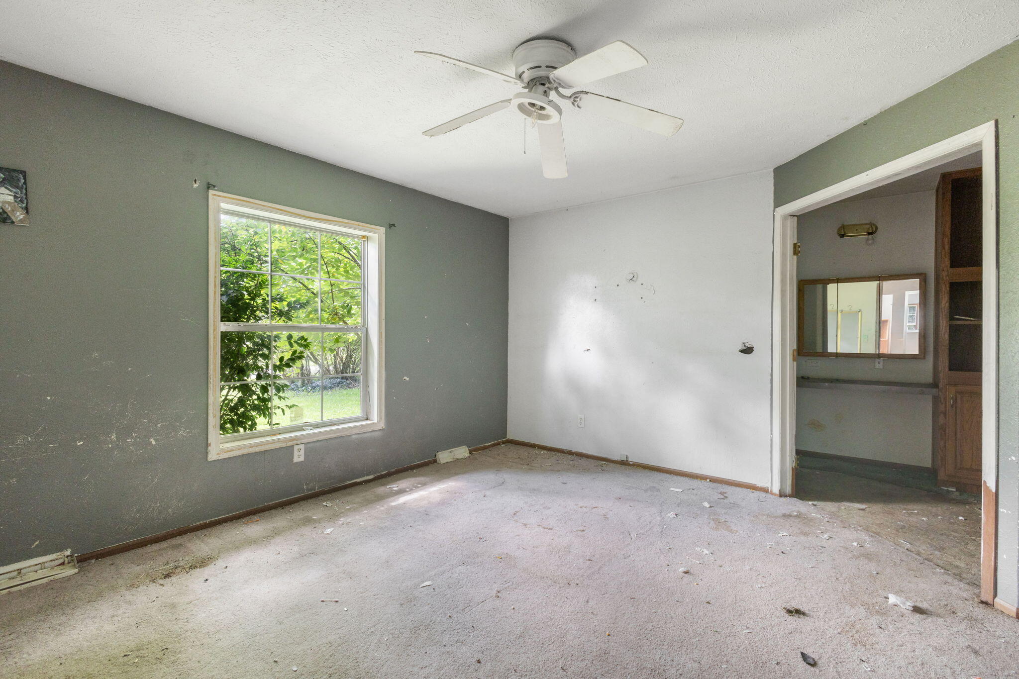 19176 State Line Road Edwardsburg MI 49112